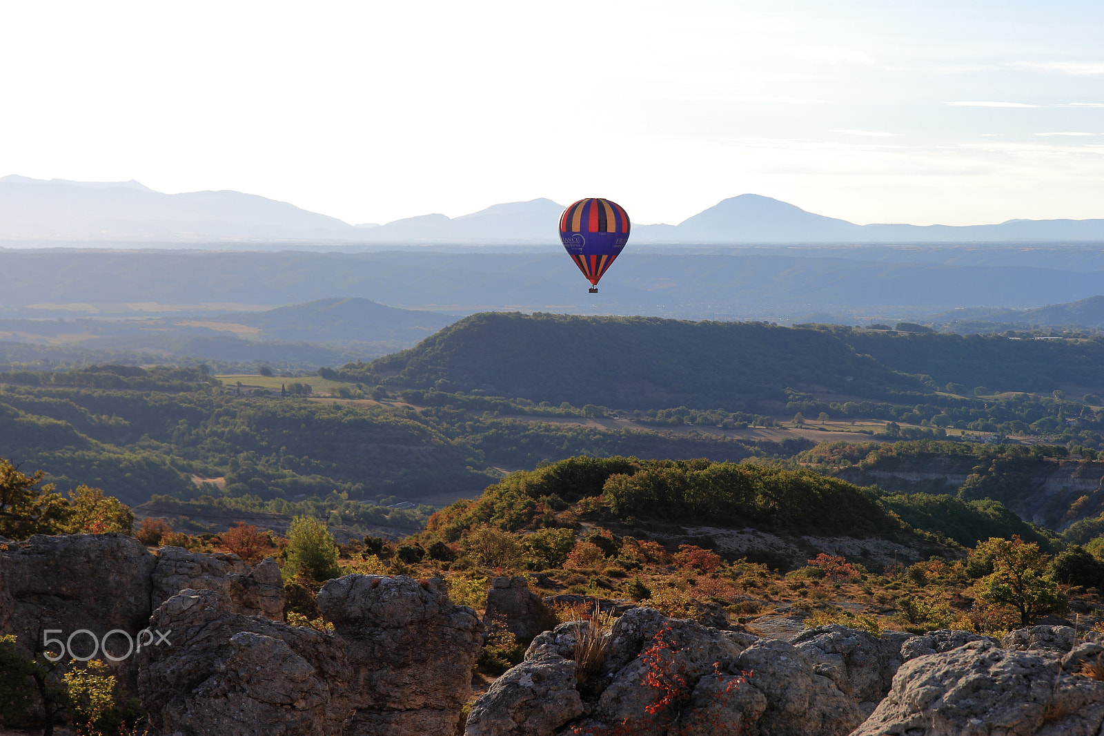 Canon EF-S 17-55mm F2.8 IS USM sample photo. Les mourres forcalquier provence photography