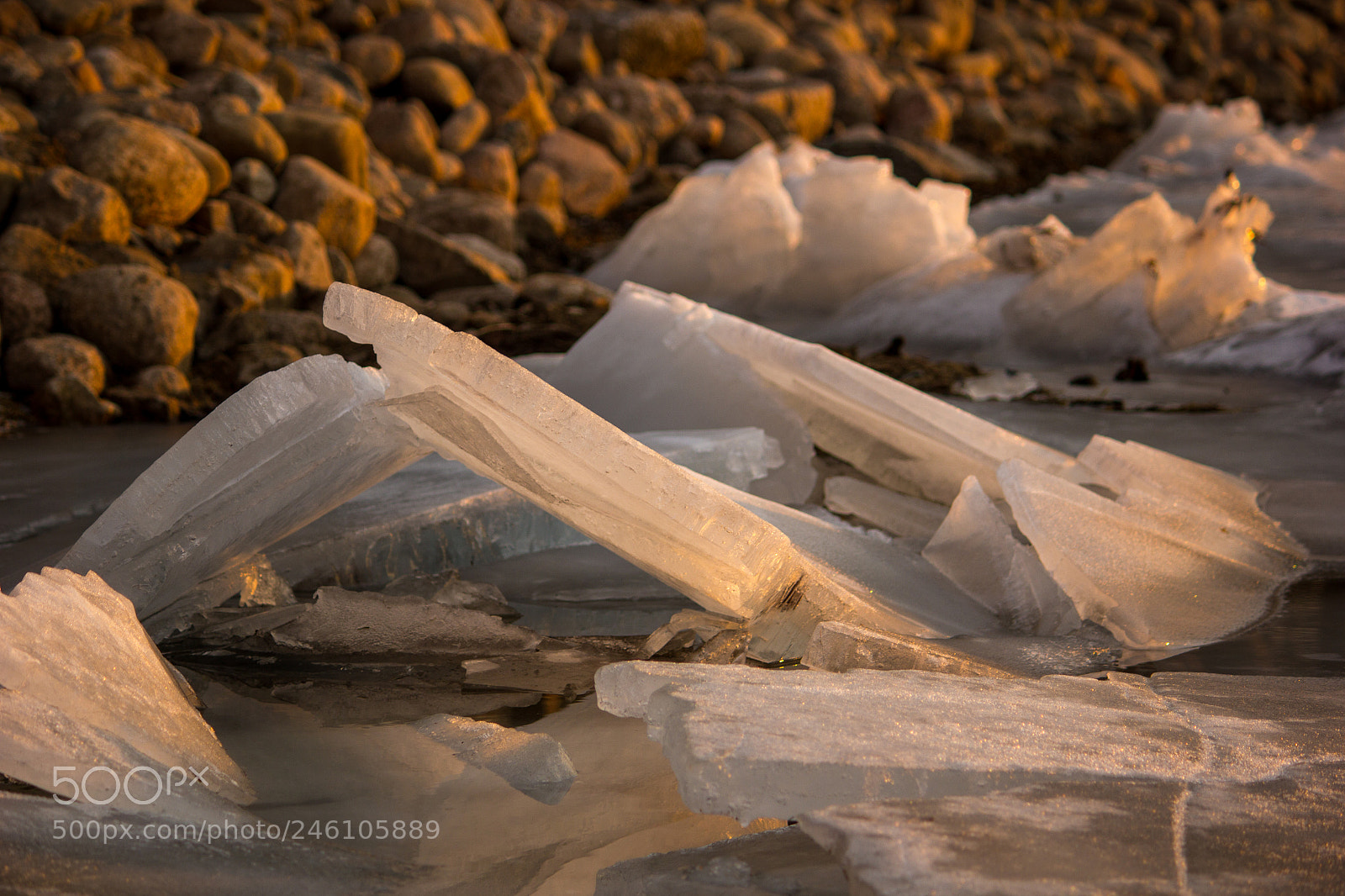 Canon EOS 550D (EOS Rebel T2i / EOS Kiss X4) sample photo. Frozen rift photography