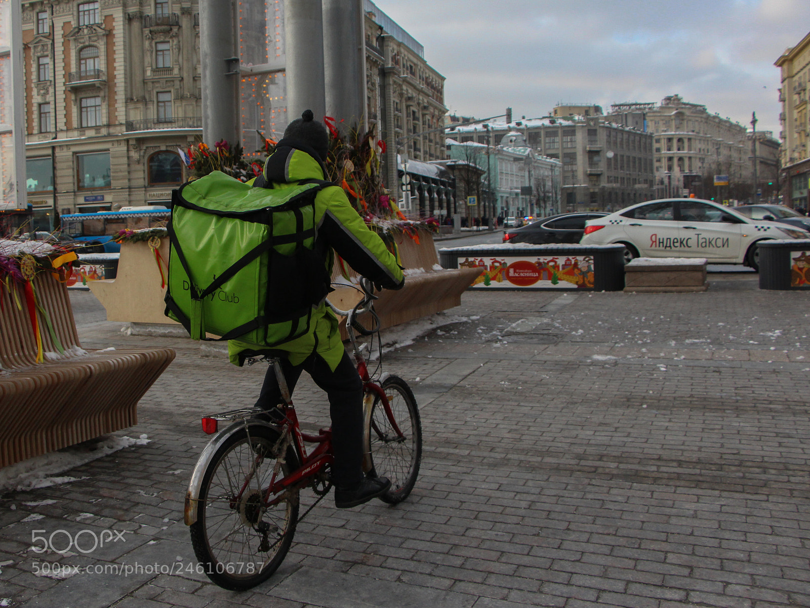 Canon EOS 700D (EOS Rebel T5i / EOS Kiss X7i) sample photo. Люди машины и город photography