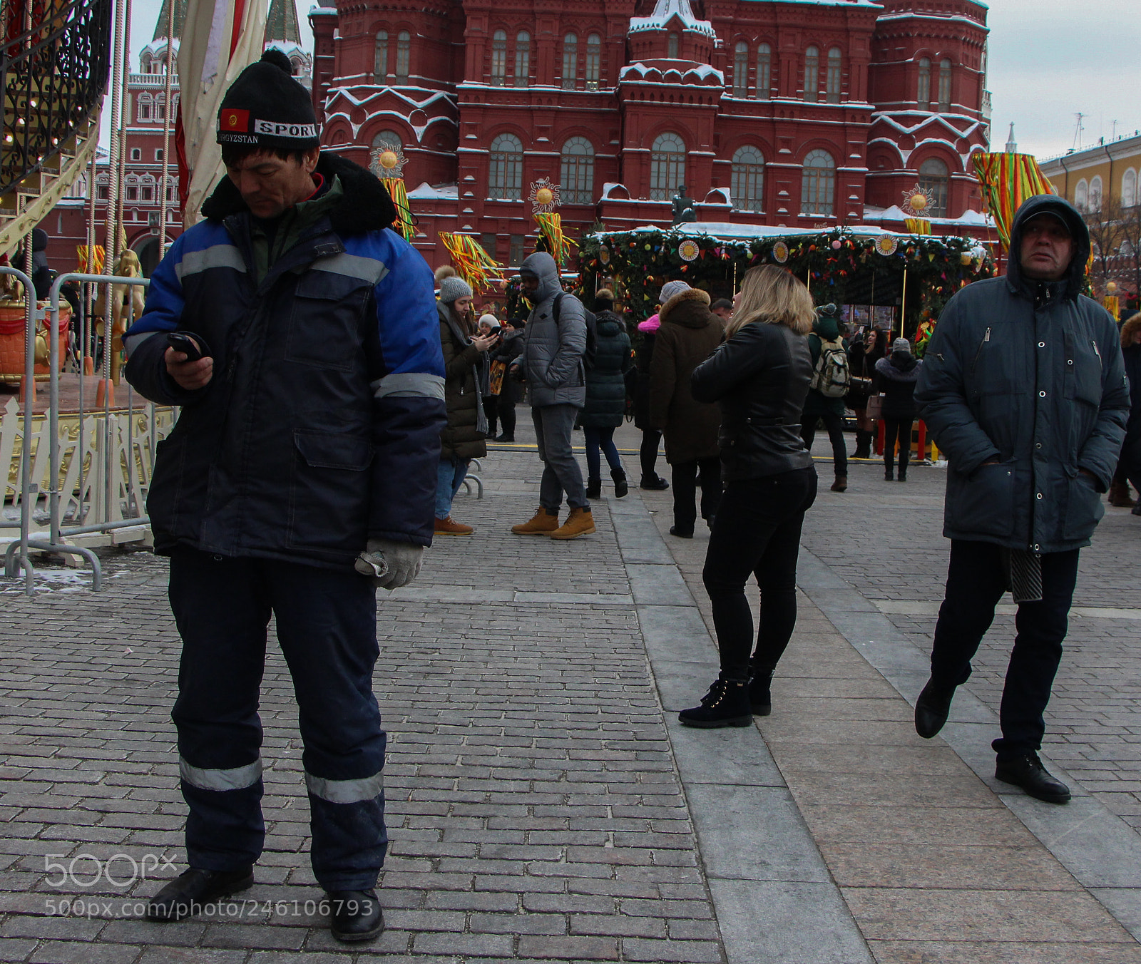 Canon EOS 700D (EOS Rebel T5i / EOS Kiss X7i) sample photo. Люди машины и город photography
