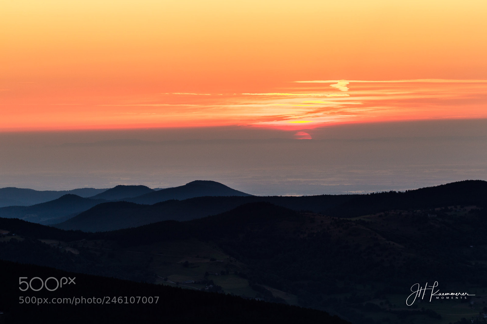 Canon EOS-1D Mark IV sample photo. Coverd sunrise photography