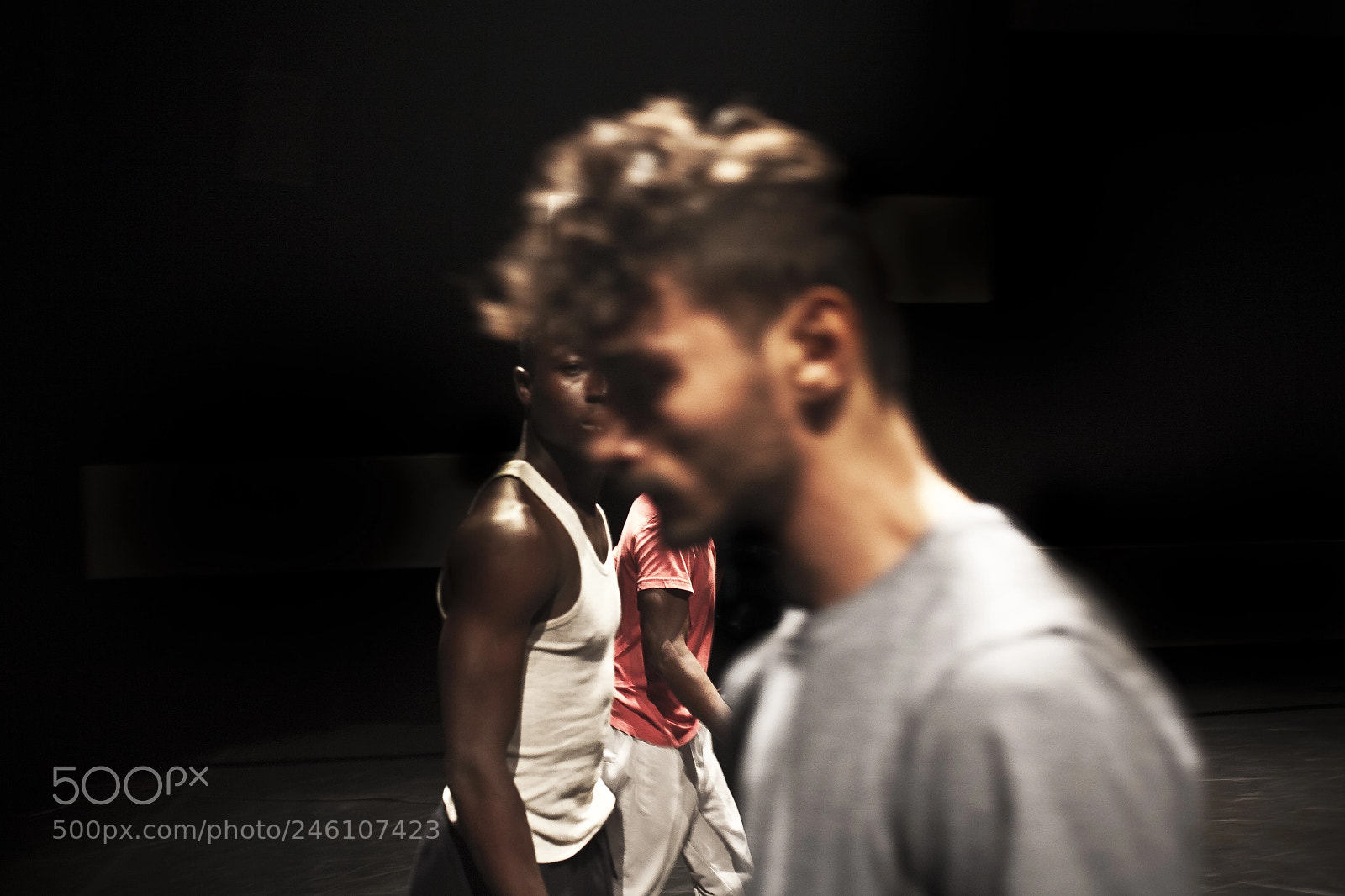 Canon EOS 5D sample photo. Cie amala dianor-quelque part photography
