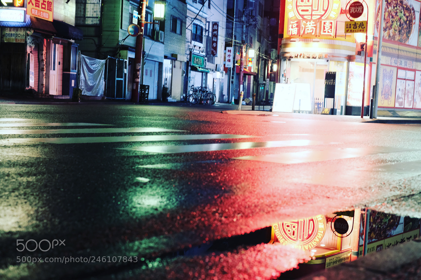 Fujifilm X-Pro2 sample photo. Neon.chinese.japanese.nights walking photography