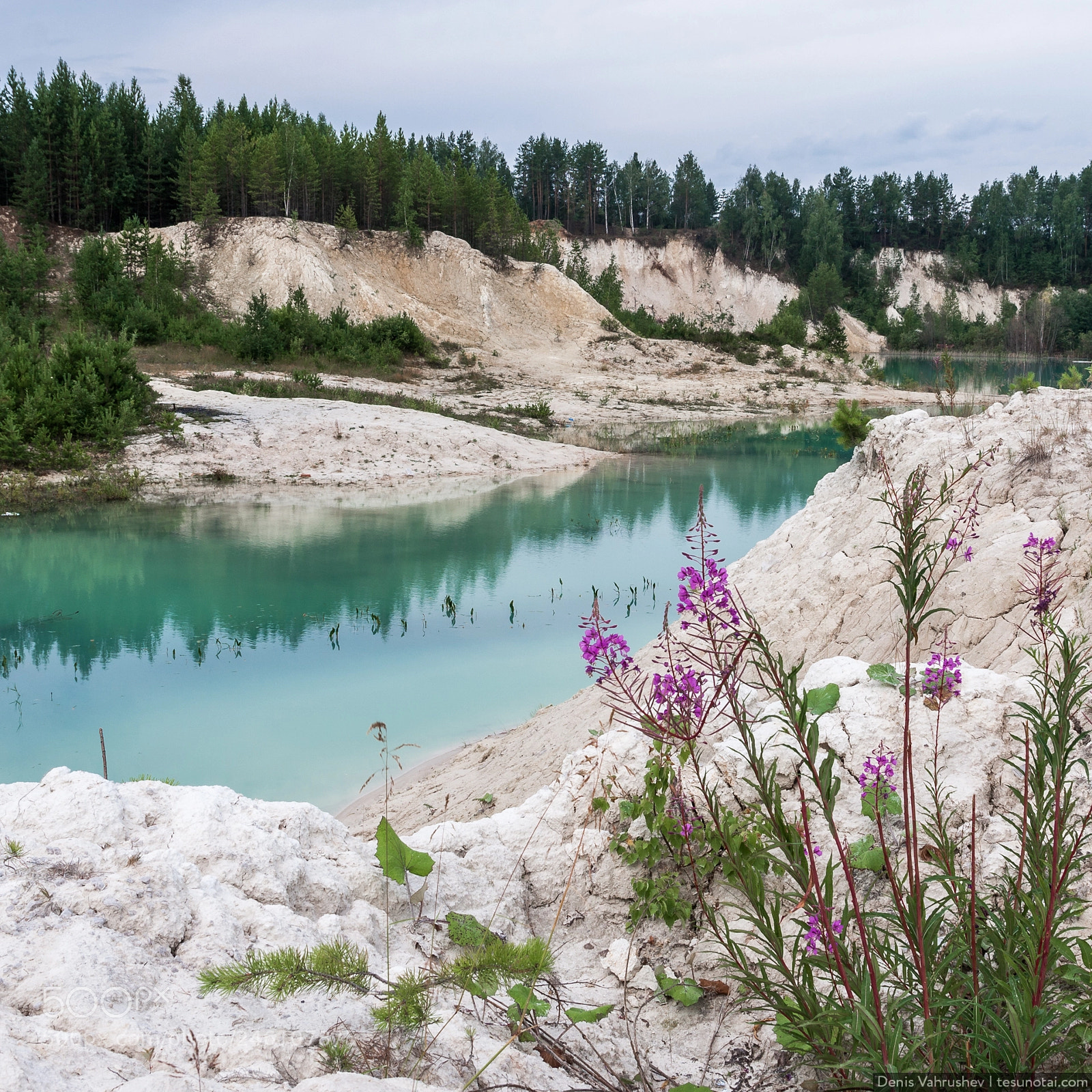 Canon EOS 40D sample photo. White clay, azure water photography