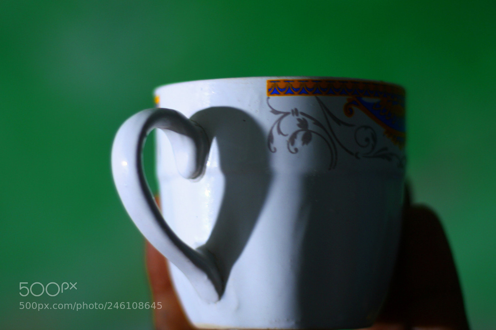 Canon EOS 1000D (EOS Digital Rebel XS / EOS Kiss F) sample photo. Happy valentine's day cup photography