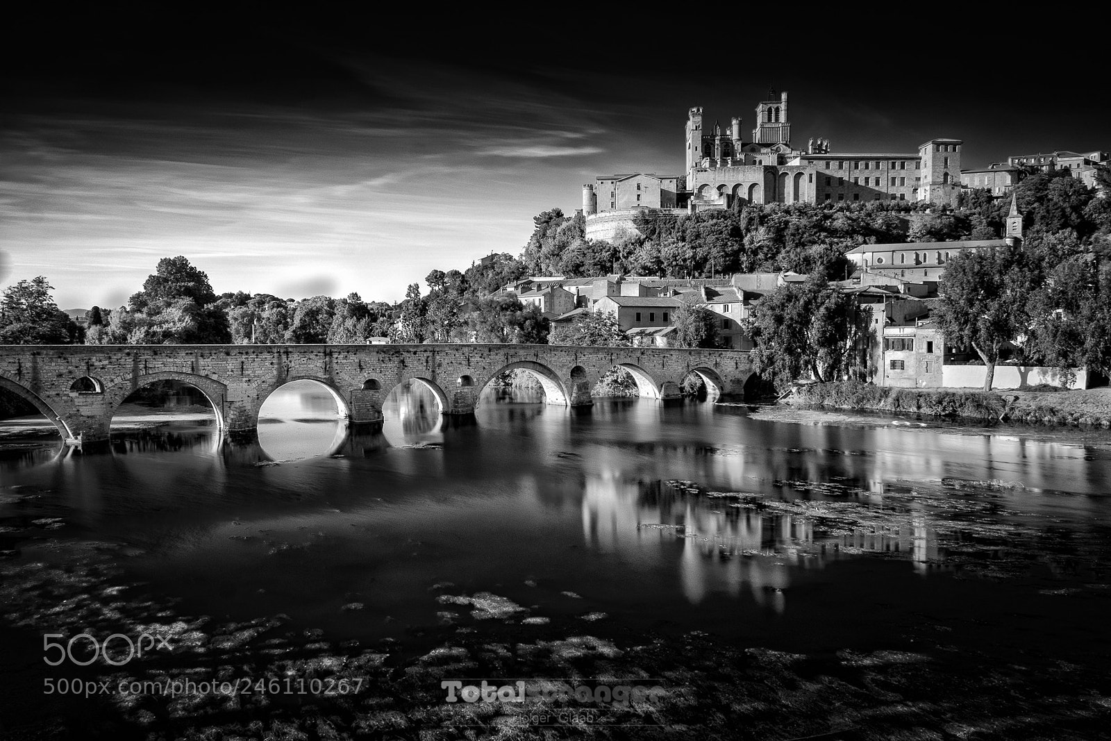 Fujifilm X-E1 sample photo. Béziers (silver version) photography