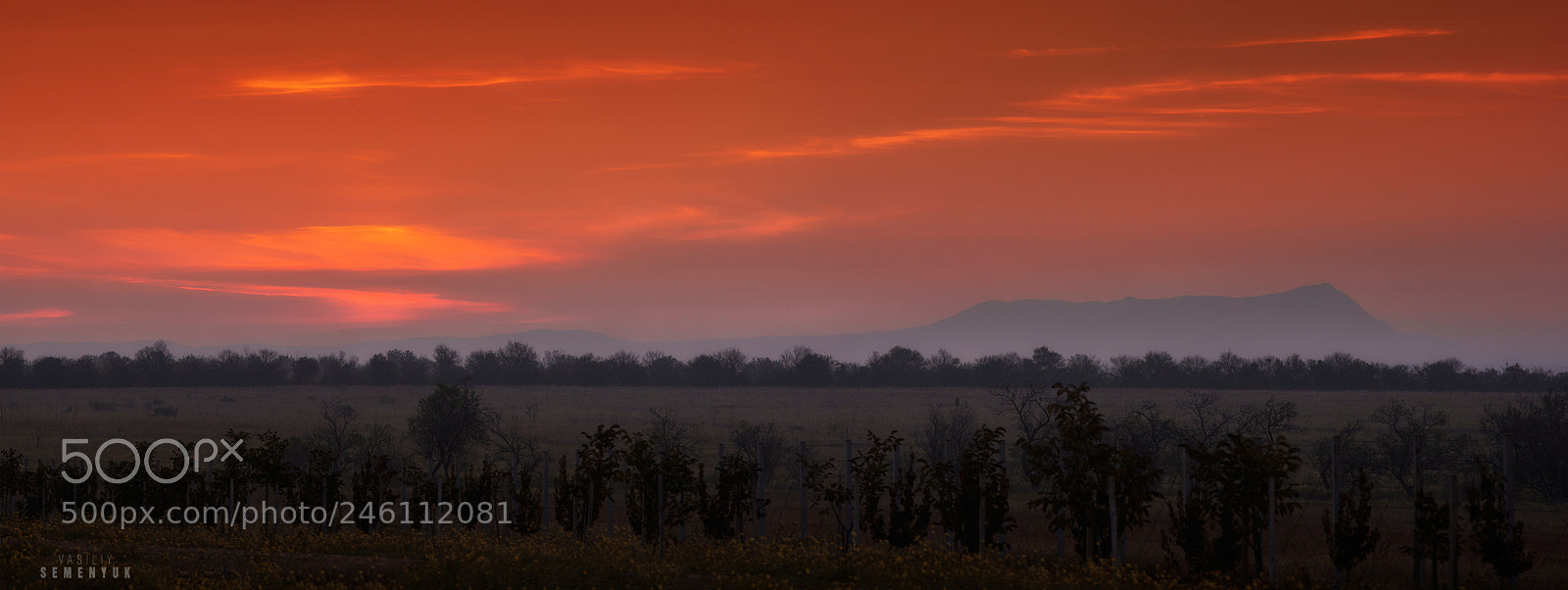 Sony SLT-A77 sample photo. Chatyr-dag at morning light. photography
