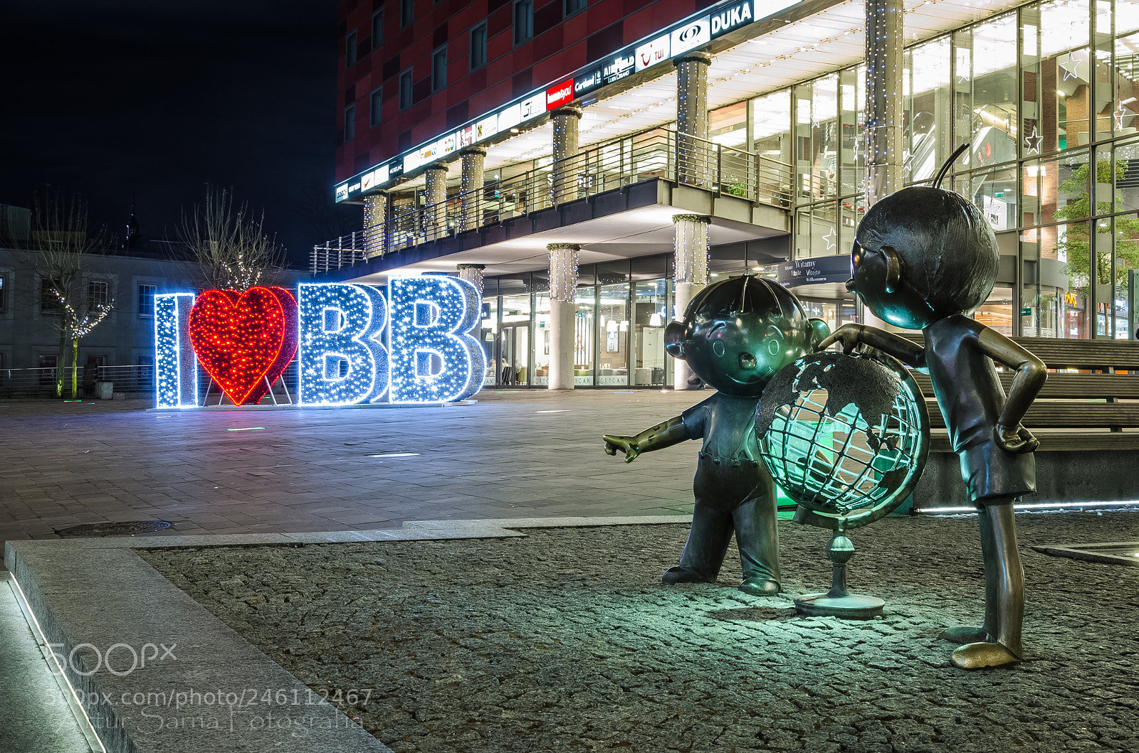 Nikon D5100 sample photo. Do you recognize these photography