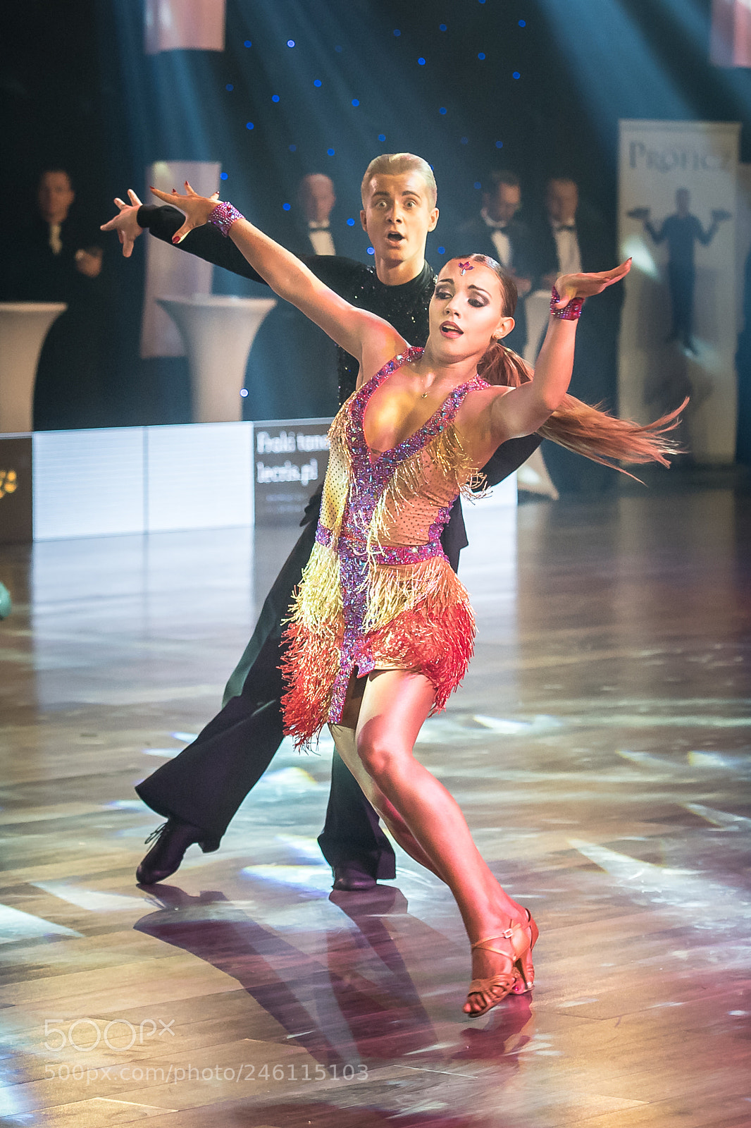 Nikon D5 sample photo. Dancers dancing latin dance photography