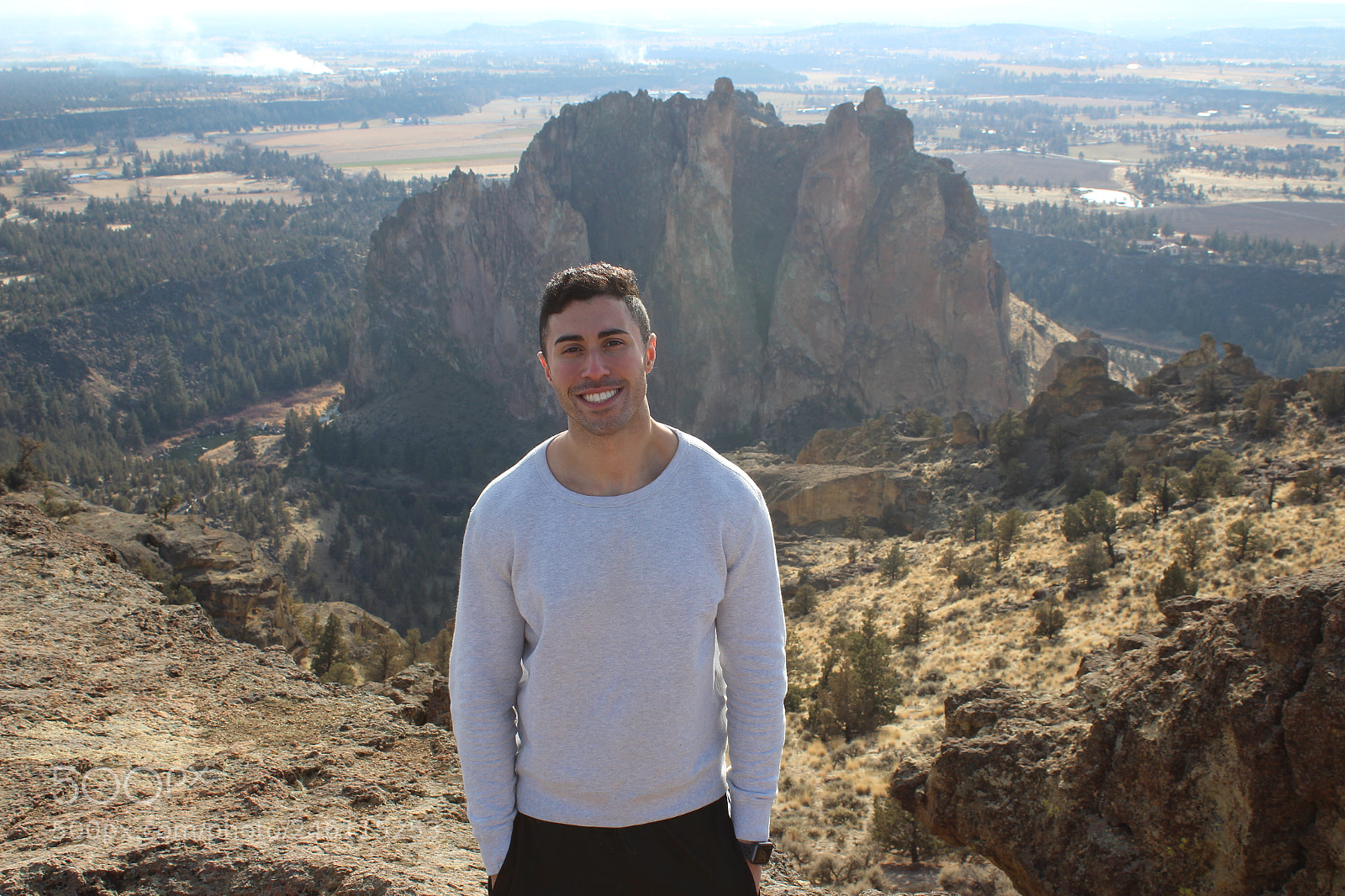 Canon EOS 1200D (EOS Rebel T5 / EOS Kiss X70 / EOS Hi) sample photo. Kasra nikzad smith rock photography