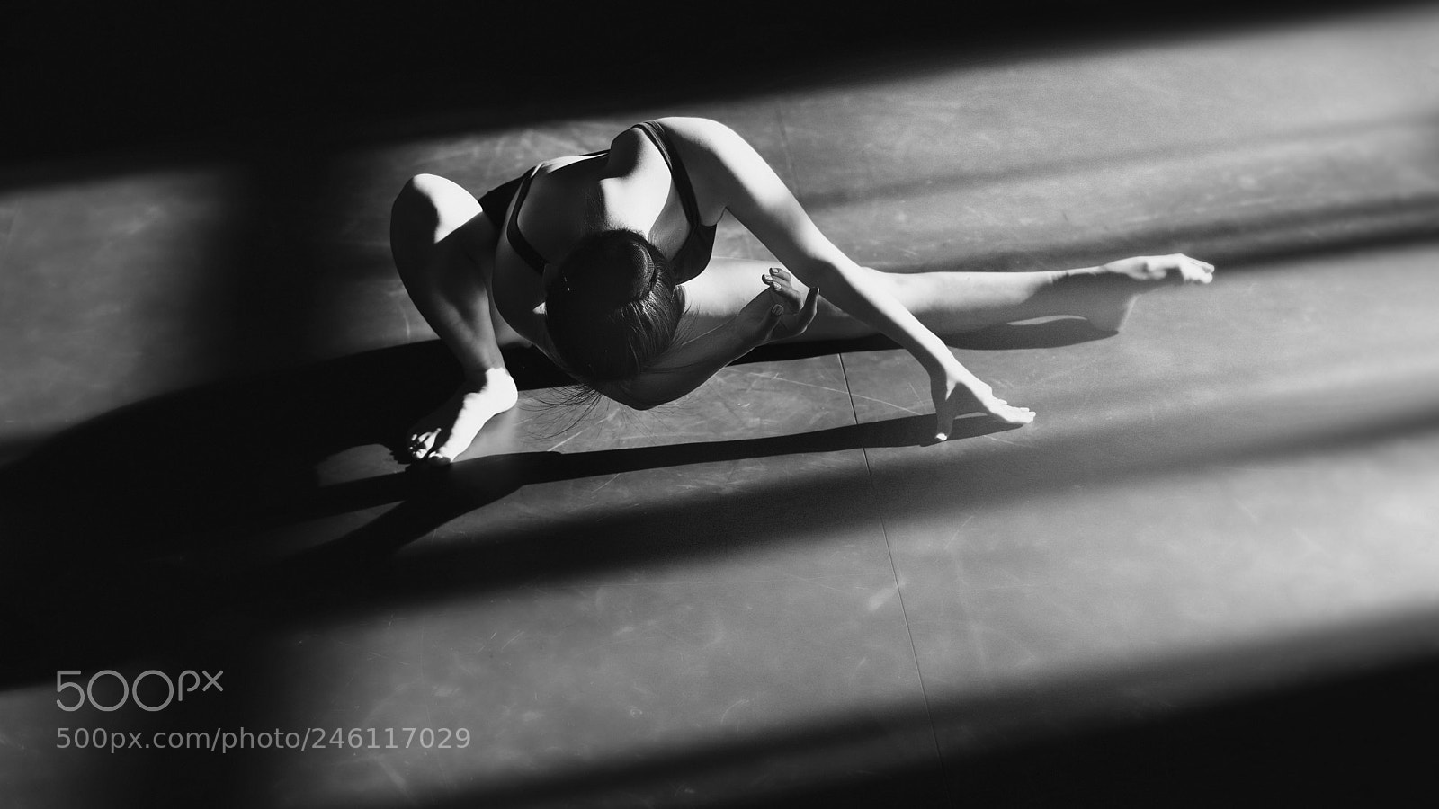 Canon EOS 5DS sample photo. Light and shadow molding photography