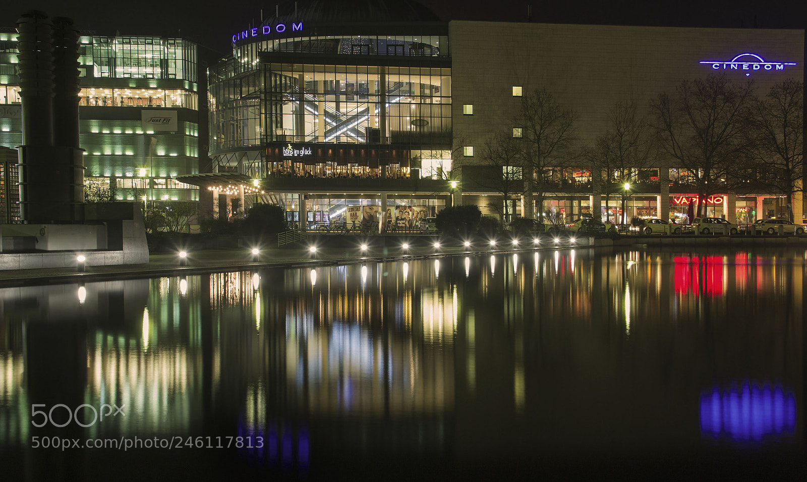 Canon EOS 600D (Rebel EOS T3i / EOS Kiss X5) sample photo. Mediapark in cologne 2 photography