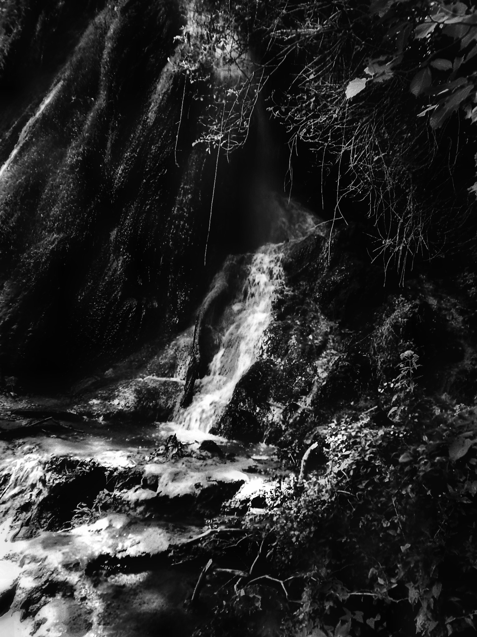Samsung ES9/ ES8 sample photo. Waterfall photography