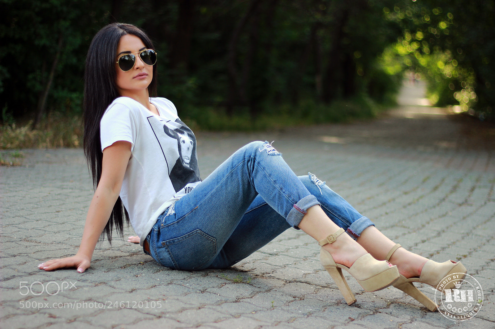 Canon EOS 600D (Rebel EOS T3i / EOS Kiss X5) sample photo. Street beauty photography