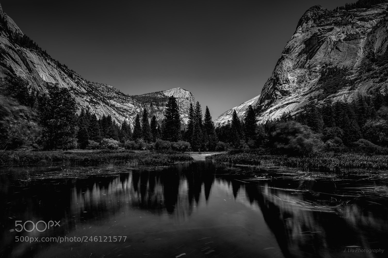 Sony a7R II sample photo. Yosemite high noon bw 7 photography