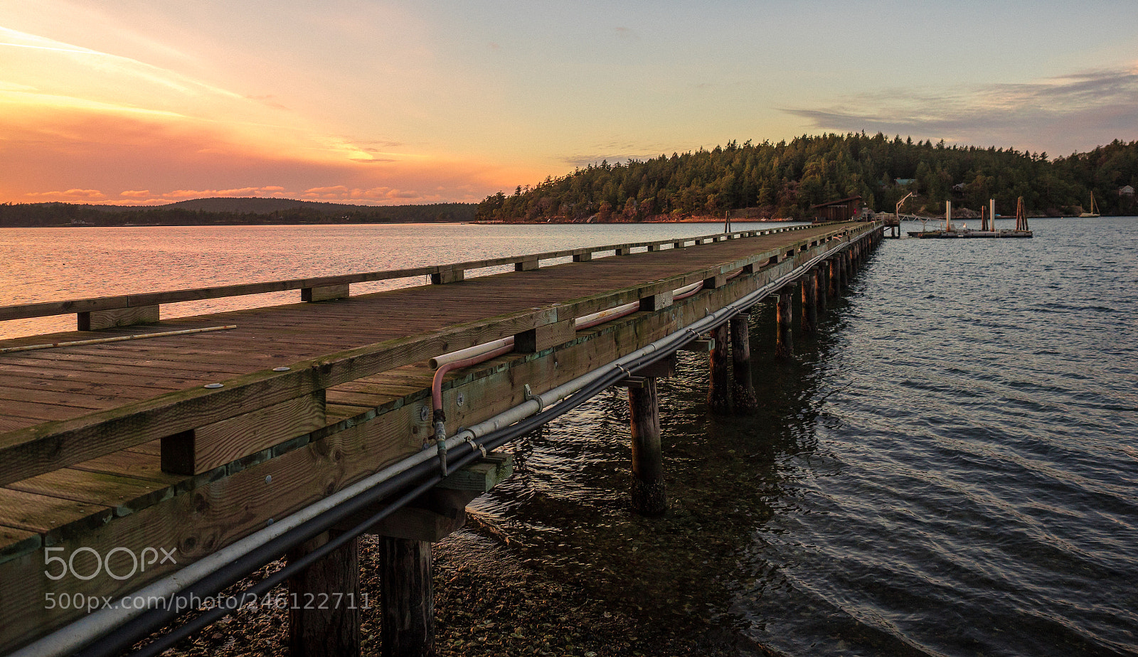 Olympus OM-D E-M5 II sample photo. Pier photography