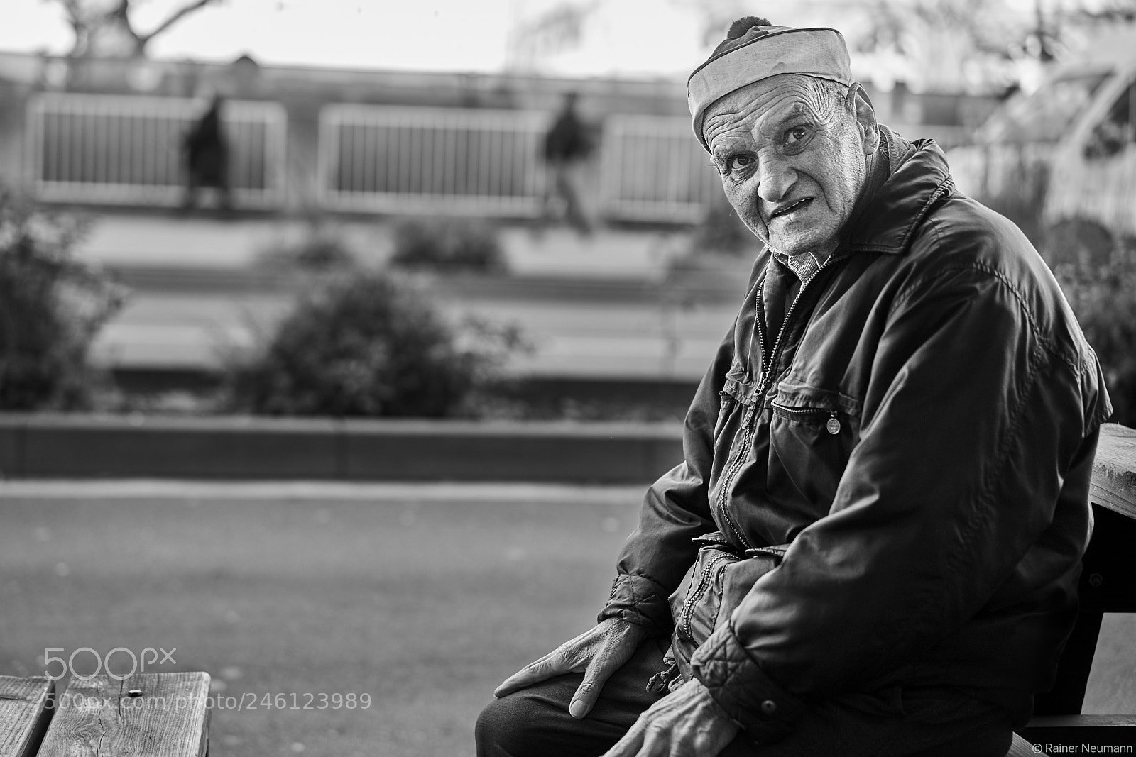 Sony a7R II sample photo. Mann 355 b&w photography