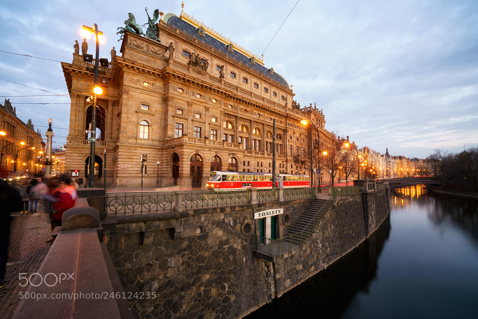 Sony a7R II sample photo. National theater photography