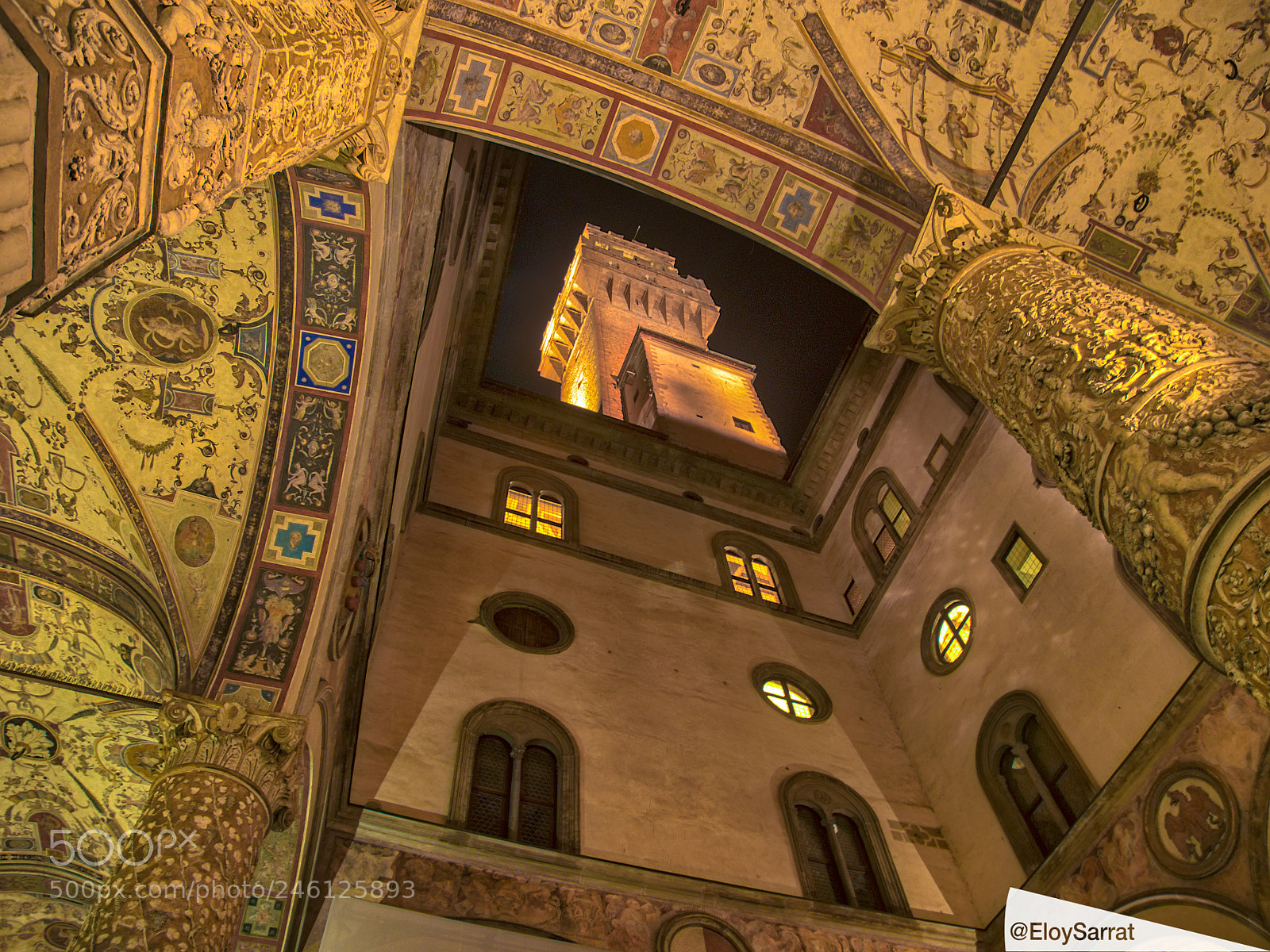Olympus OM-D E-M5 II sample photo. Palazzo vecchio, florence photography