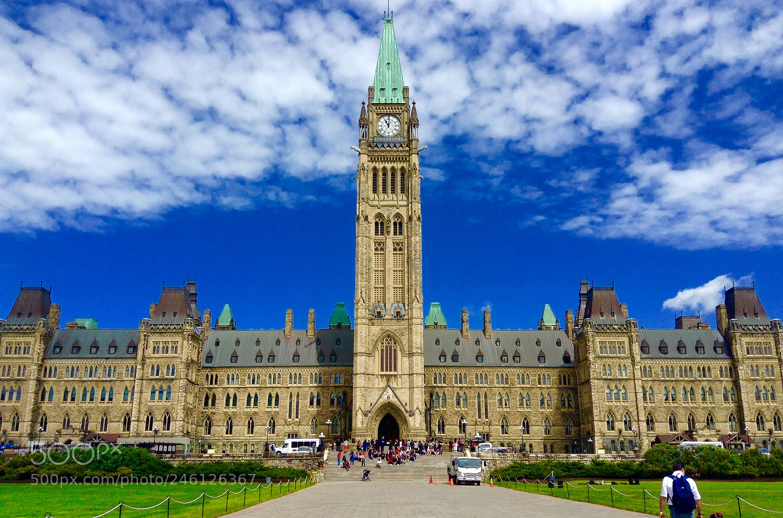 Apple iPod touch sample photo. The parliament photography