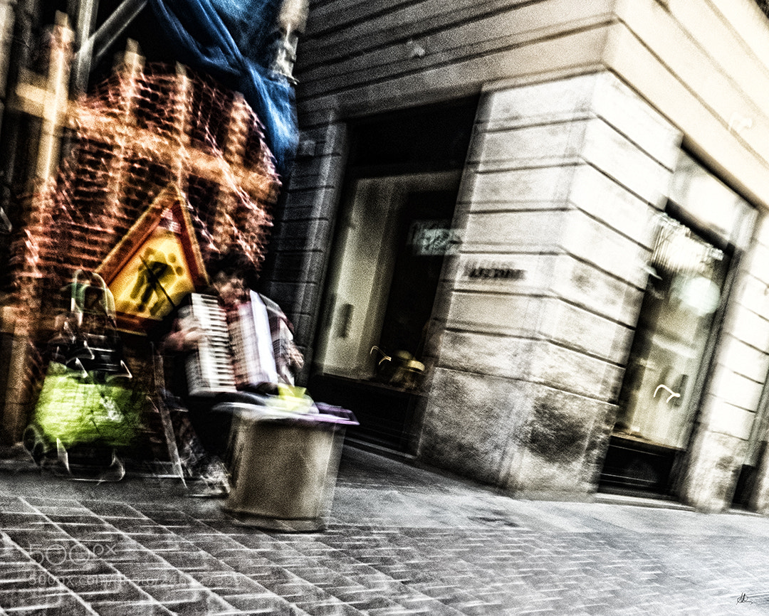 Panasonic Lumix DMC-ZS40 (Lumix DMC-TZ60) sample photo. Street life 1 photography