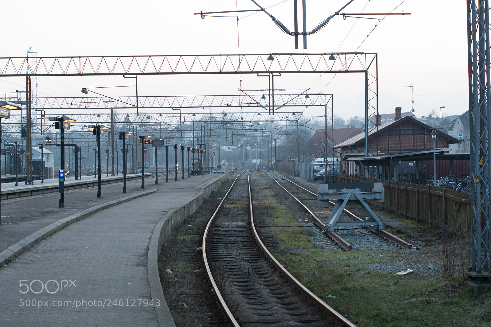 Nikon D500 sample photo. Tracks photography