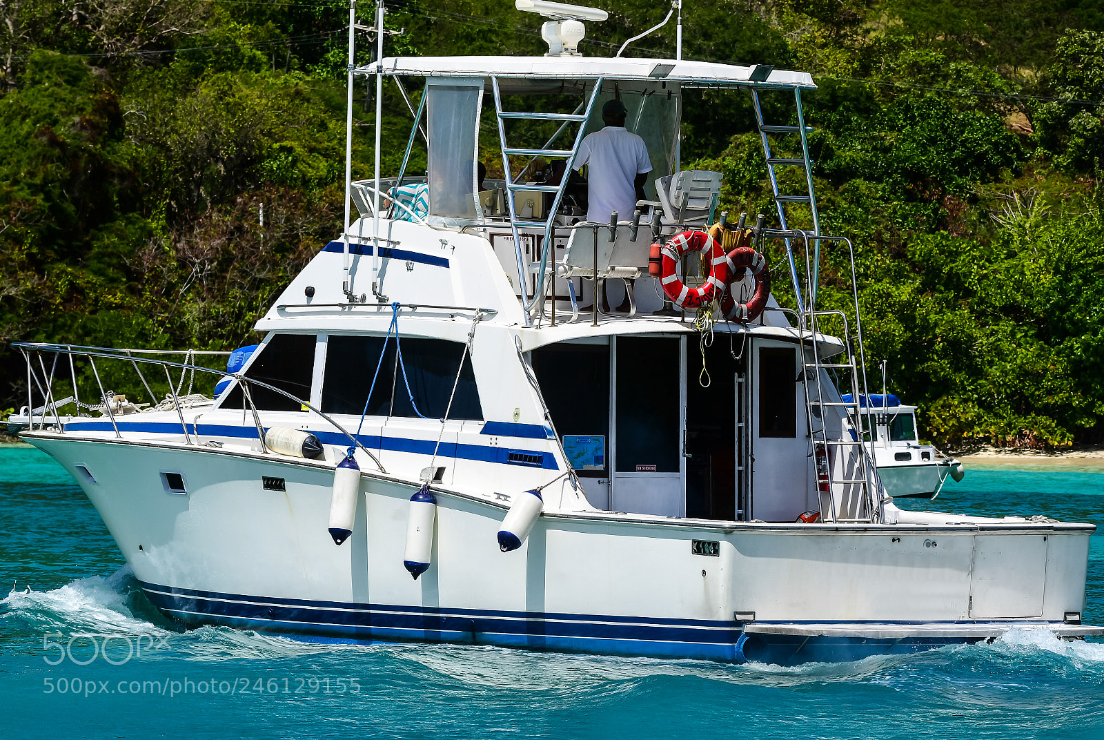 Nikon D500 sample photo. Fishing boat near beach photography