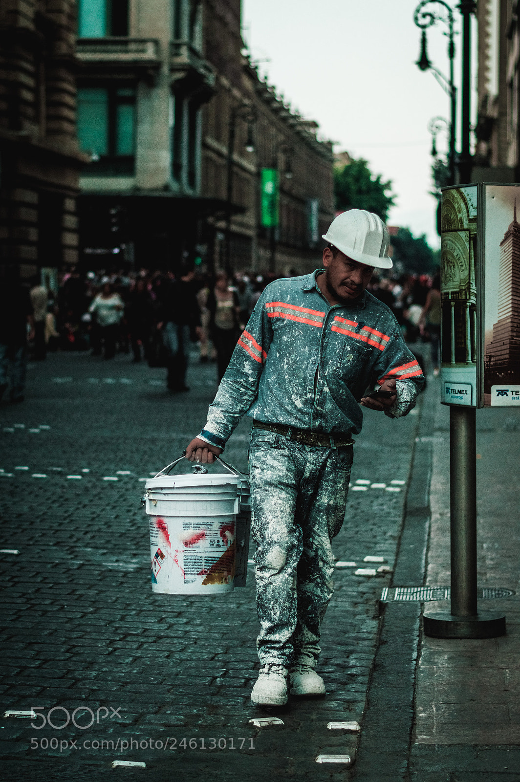 Nikon D3200 sample photo. The classy worker. photography