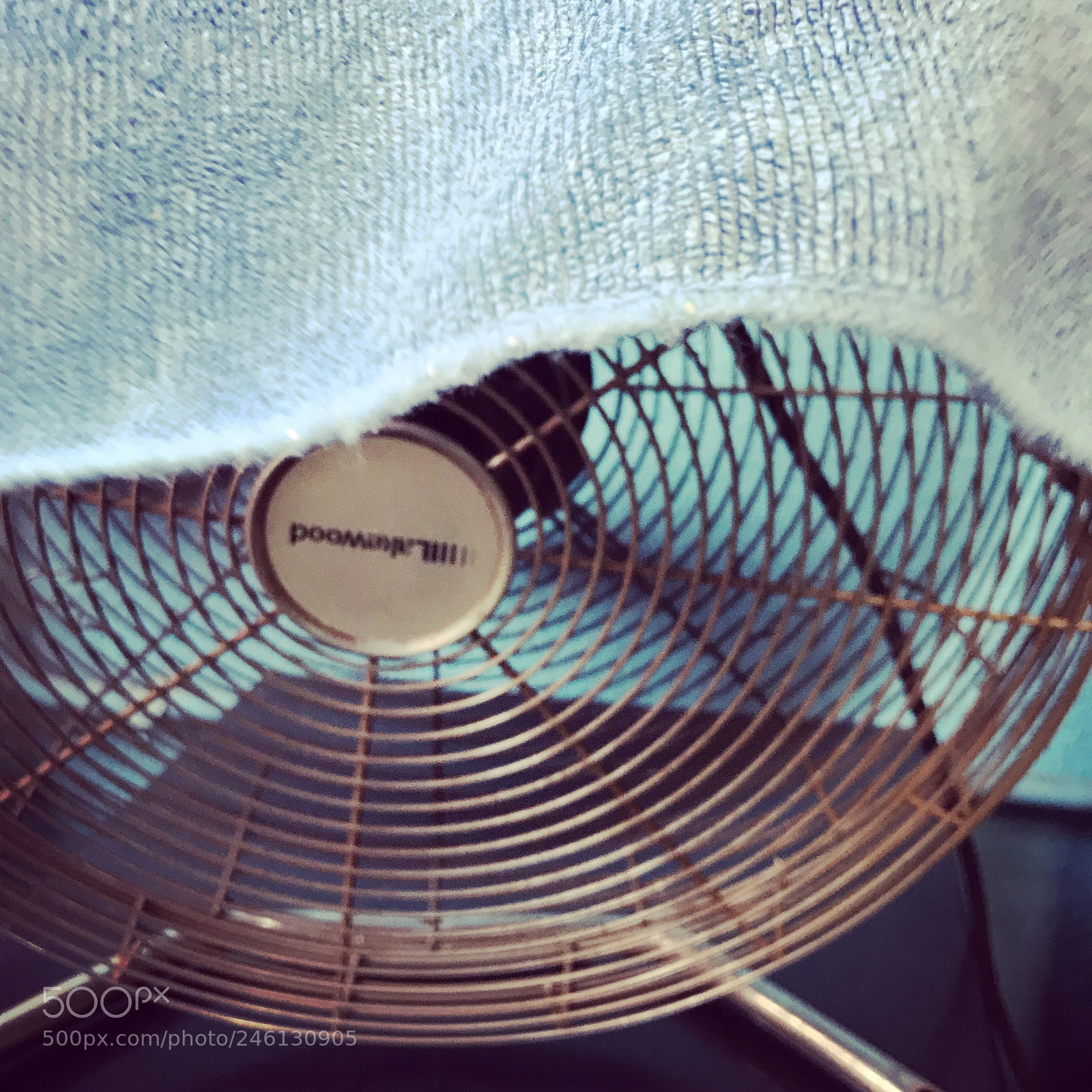 Apple iPhone 7 sample photo. Fan and towel photography