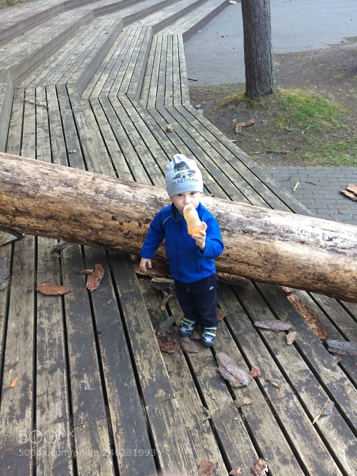Apple iPhone 5s sample photo. Child adventures photography