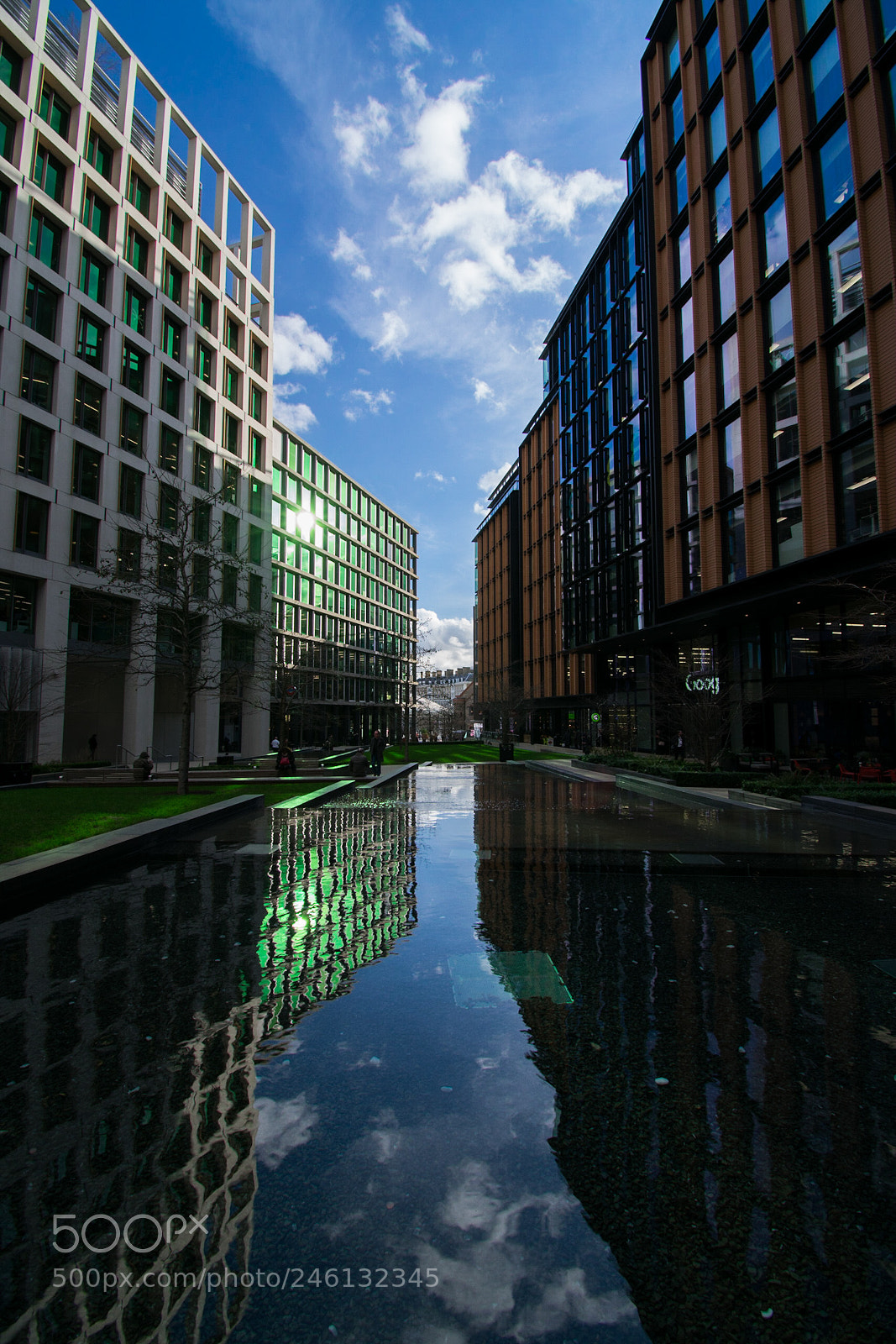 Nikon D3400 sample photo. St pancras square photography