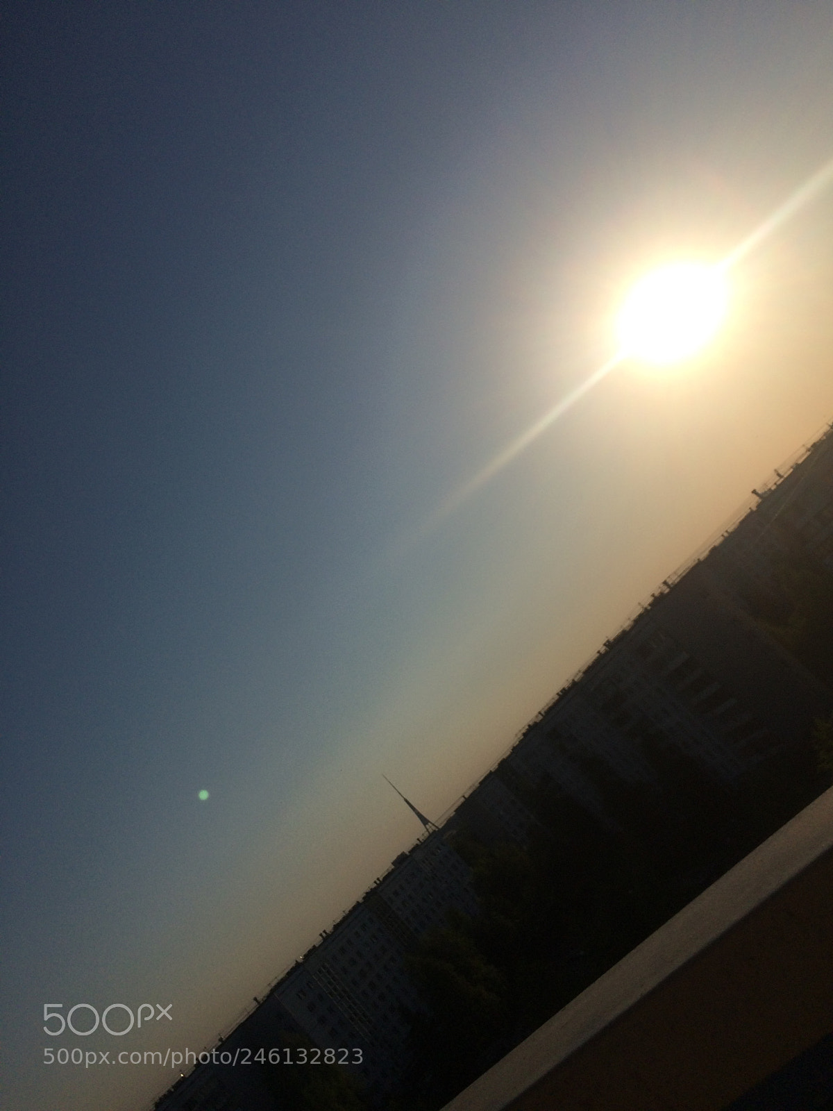Apple iPhone 5s sample photo. Sun photography