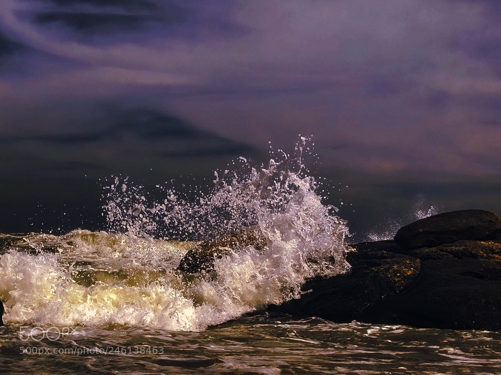 Apple iPhone X sample photo. Splashing waves photography