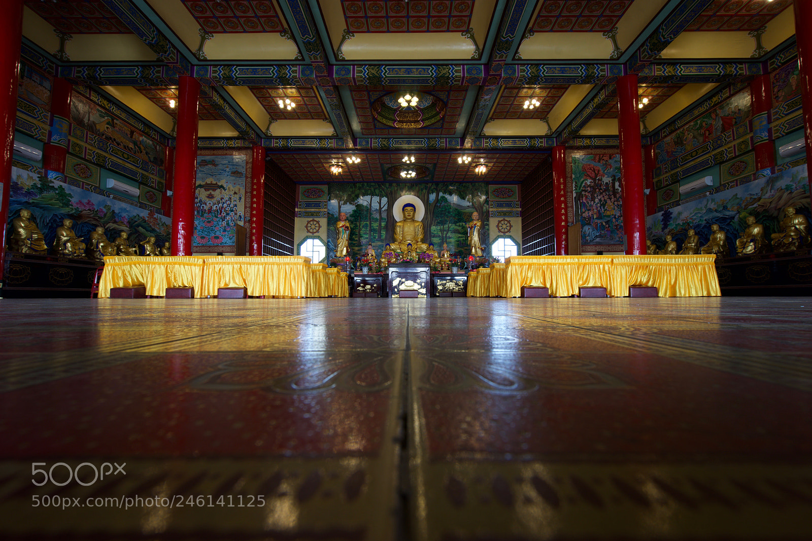 Sony a7 sample photo. Lukang longshan temple photography