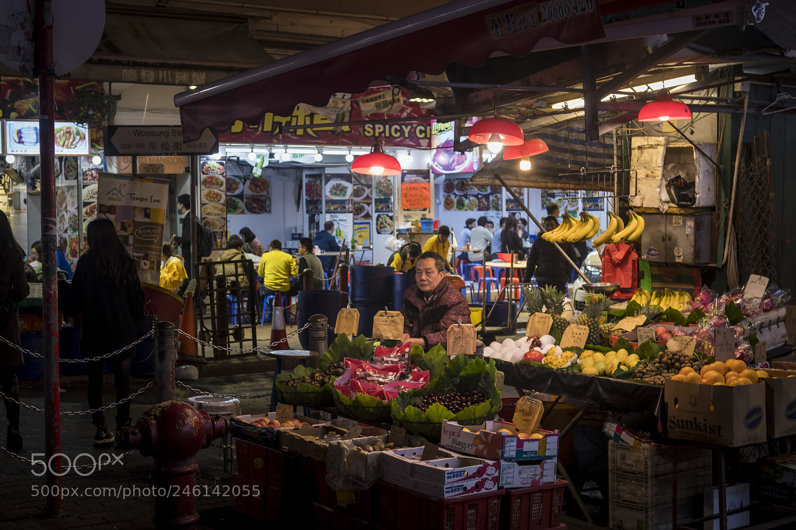 Nikon D500 sample photo. Fruit seller photography