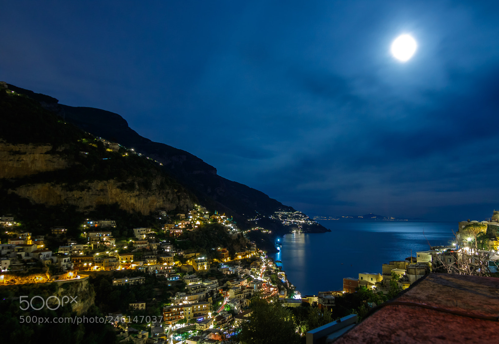 Canon EOS 7D Mark II sample photo. Positano moon photography