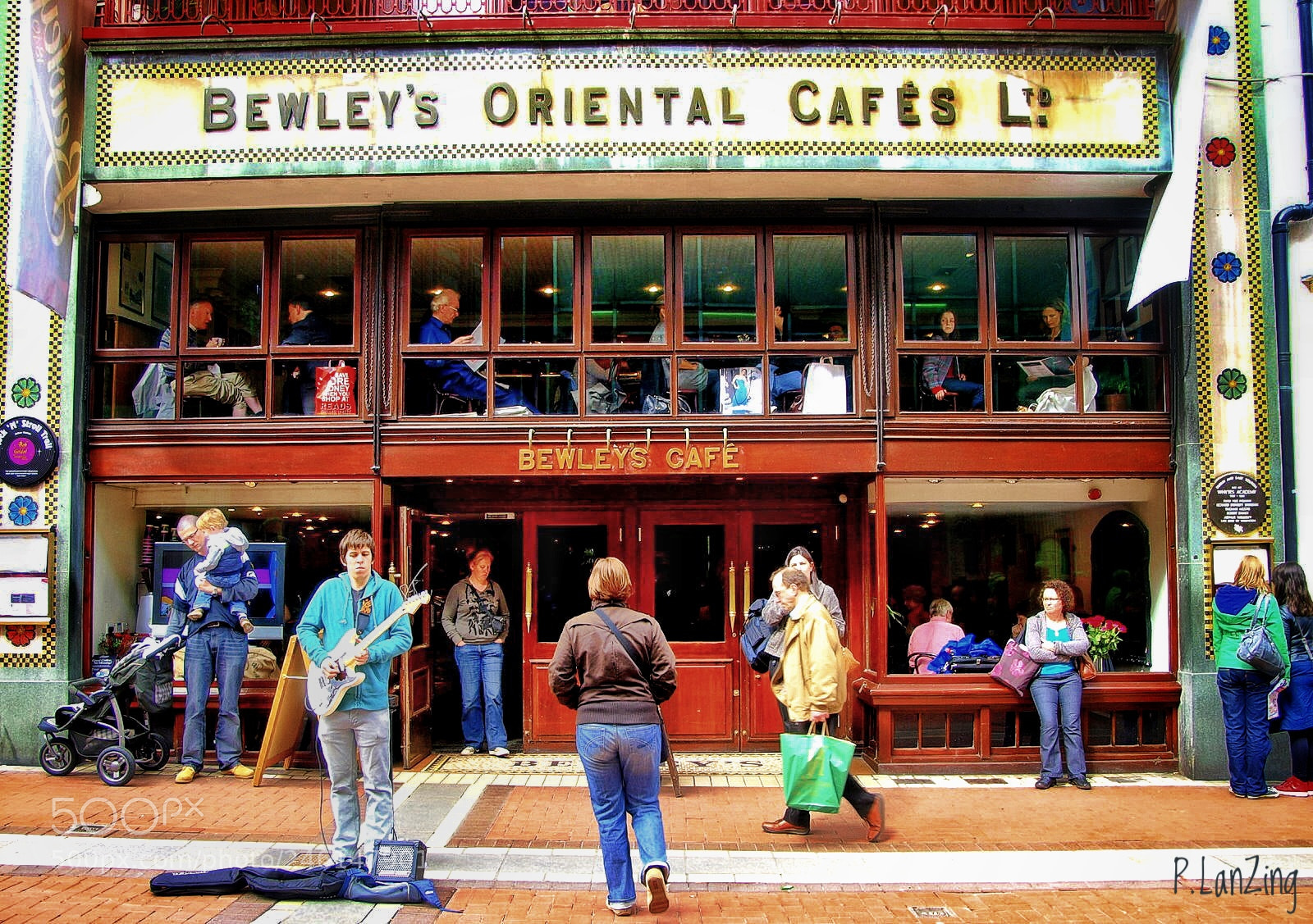 Olympus E-3 sample photo. Bewley s oriental cafe photography