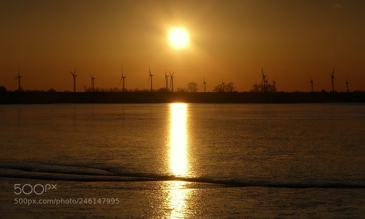 Panasonic Lumix DMC-FZ300 sample photo. Orange sky photography