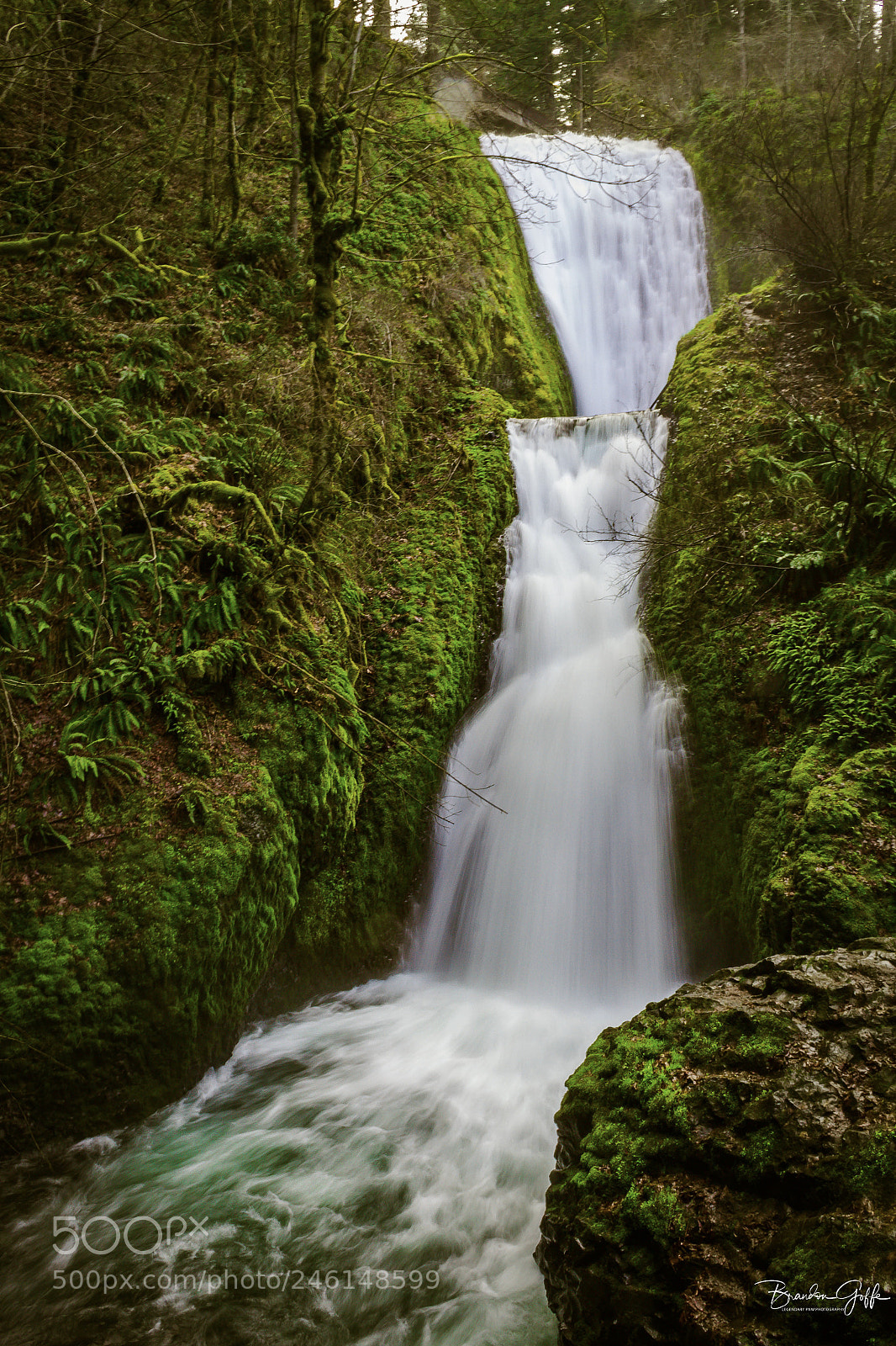 Canon EOS 1200D (EOS Rebel T5 / EOS Kiss X70 / EOS Hi) sample photo. Bridal veil falls photography