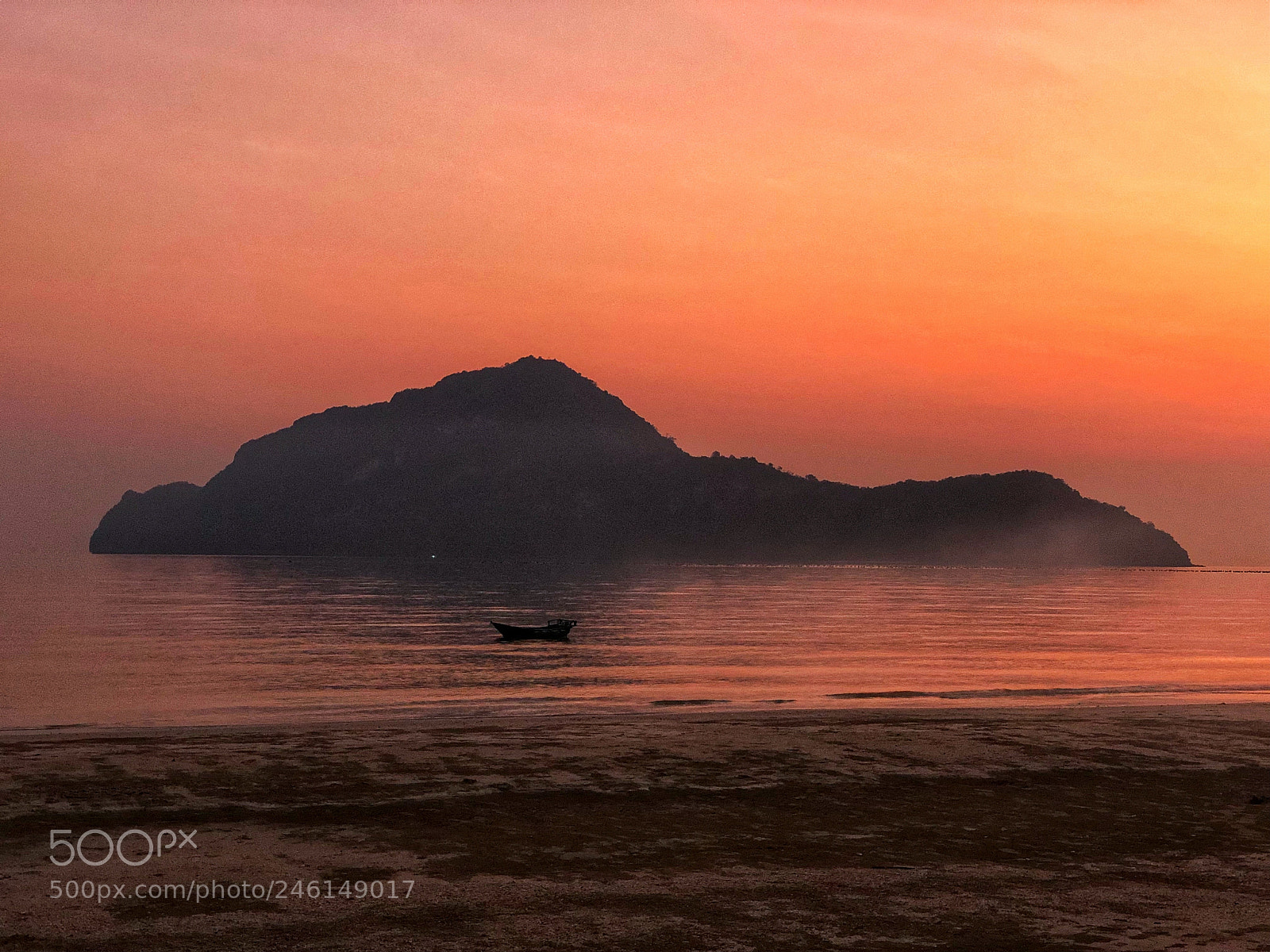 Apple iPhone X sample photo. Sunrise in sam roi photography