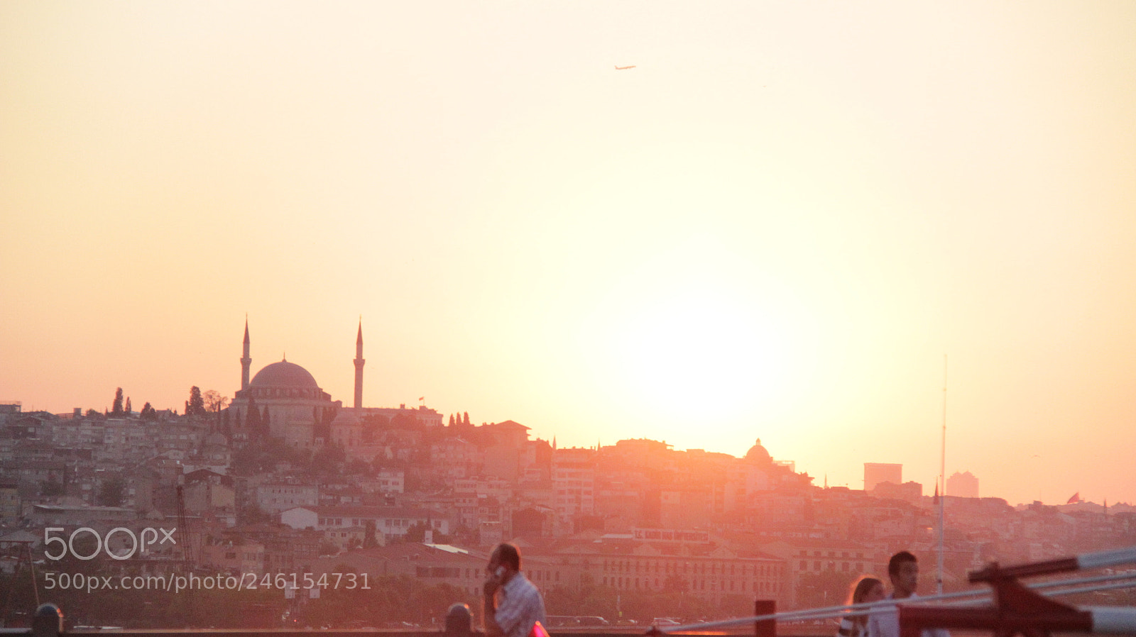 Canon EF-S 18-200mm F3.5-5.6 IS sample photo. Istanbul in sunset photography