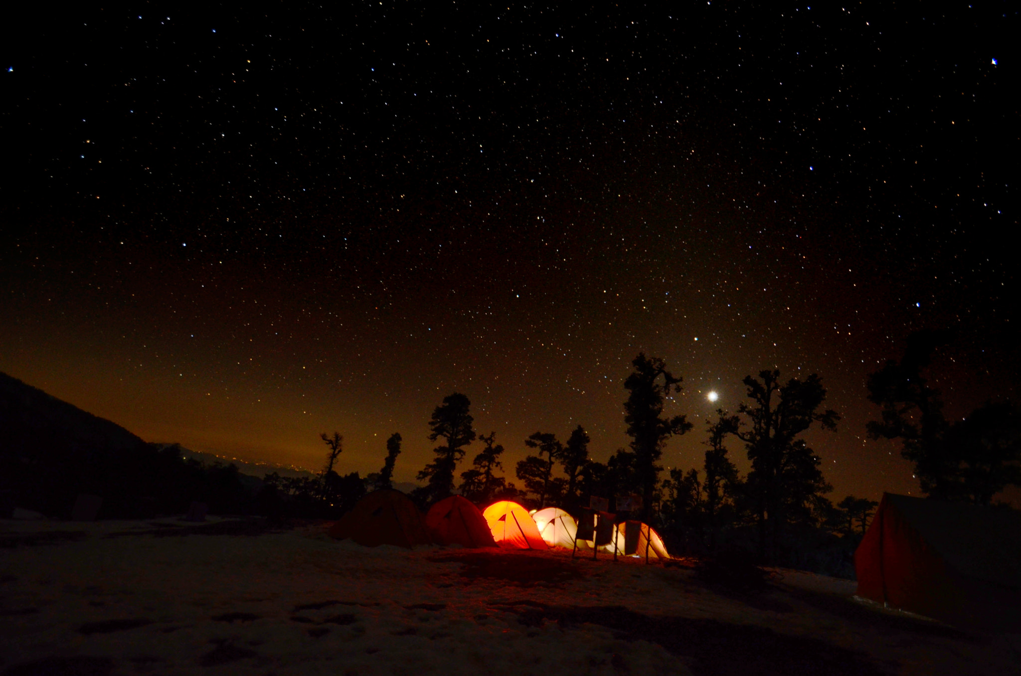 Nikon D5100 sample photo. Brahmatal tapojyoti das sleeping under the stars photography