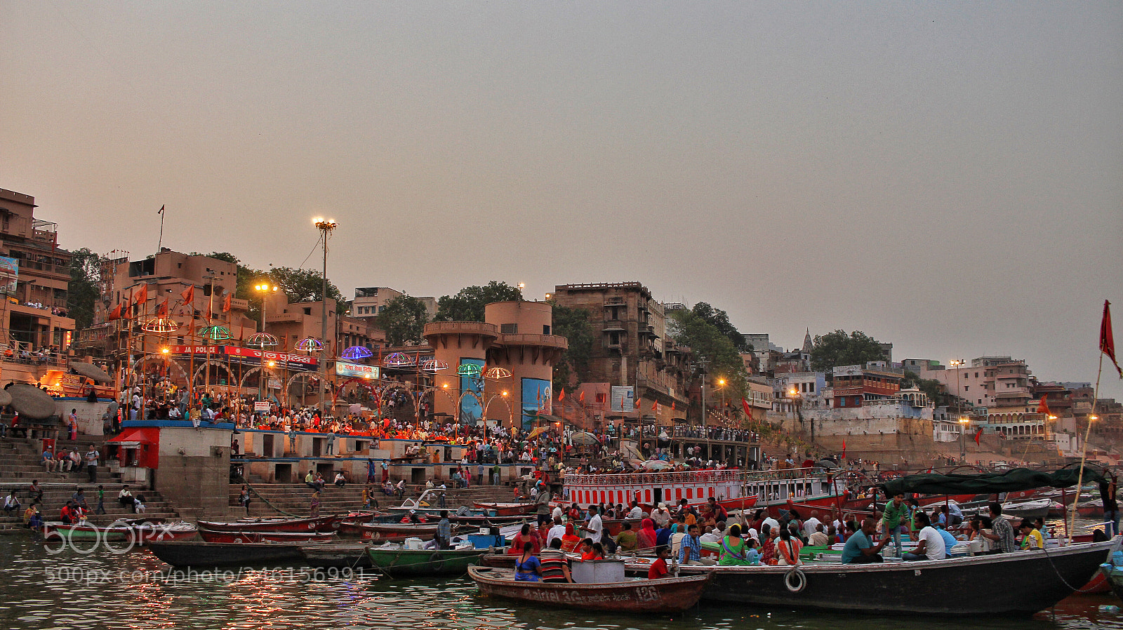 Canon EOS 700D (EOS Rebel T5i / EOS Kiss X7i) sample photo. Varanasi photography
