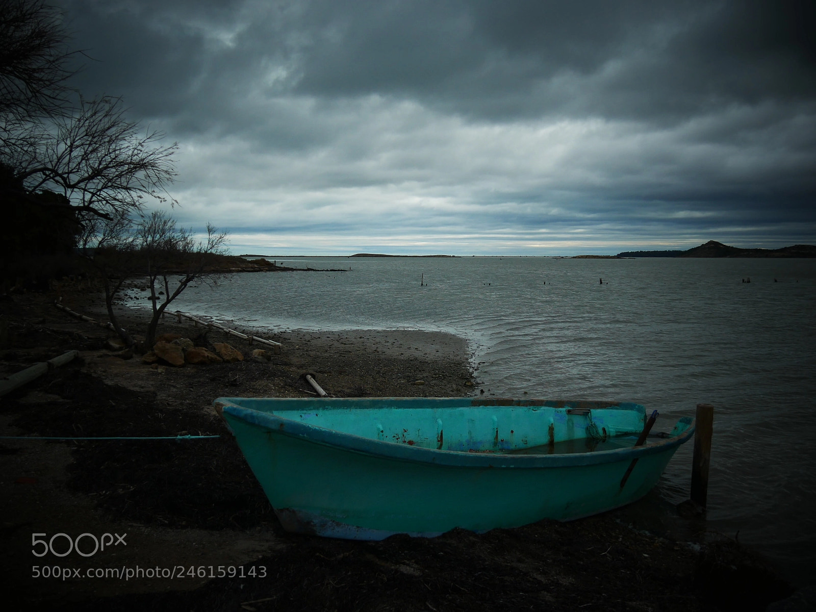 Panasonic Lumix DMC-GX85 (Lumix DMC-GX80 / Lumix DMC-GX7 Mark II) sample photo. Turquoise boat photography