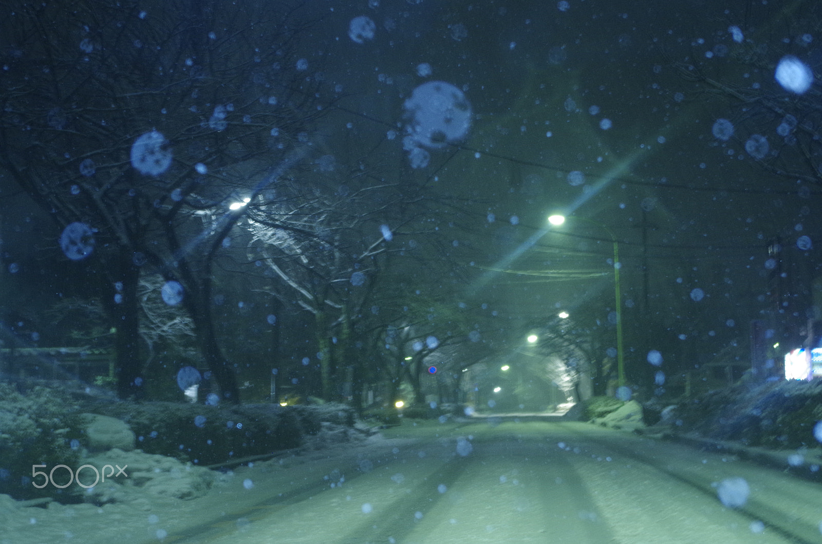 Pentax K-30 sample photo. On a snowy night photography