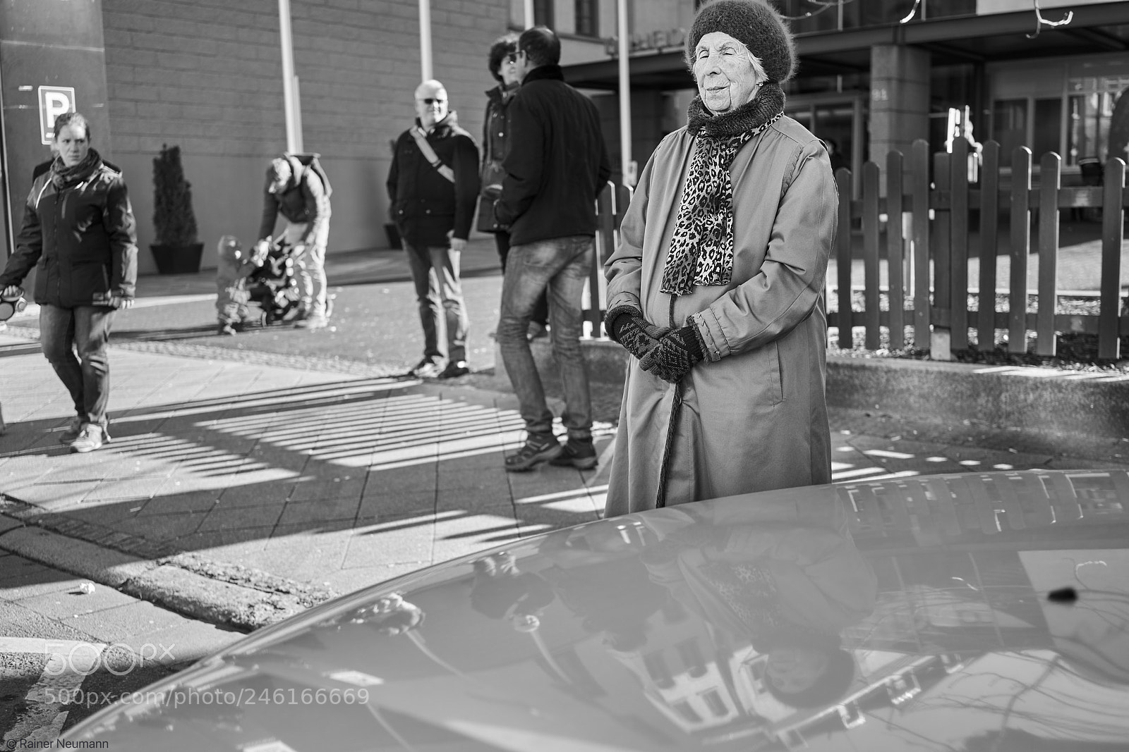 Sony a7R II sample photo. Frau 425 b&w photography