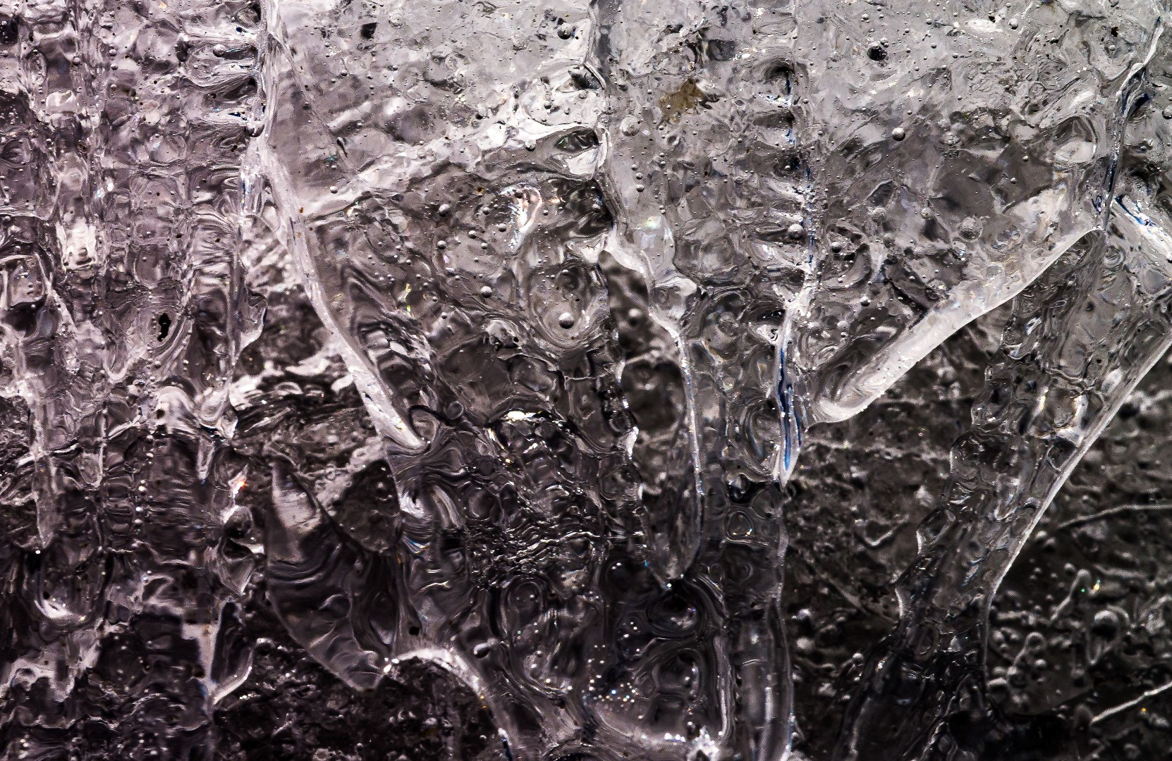 Panasonic Lumix DMC-GX1 sample photo. In the ice - crack photography