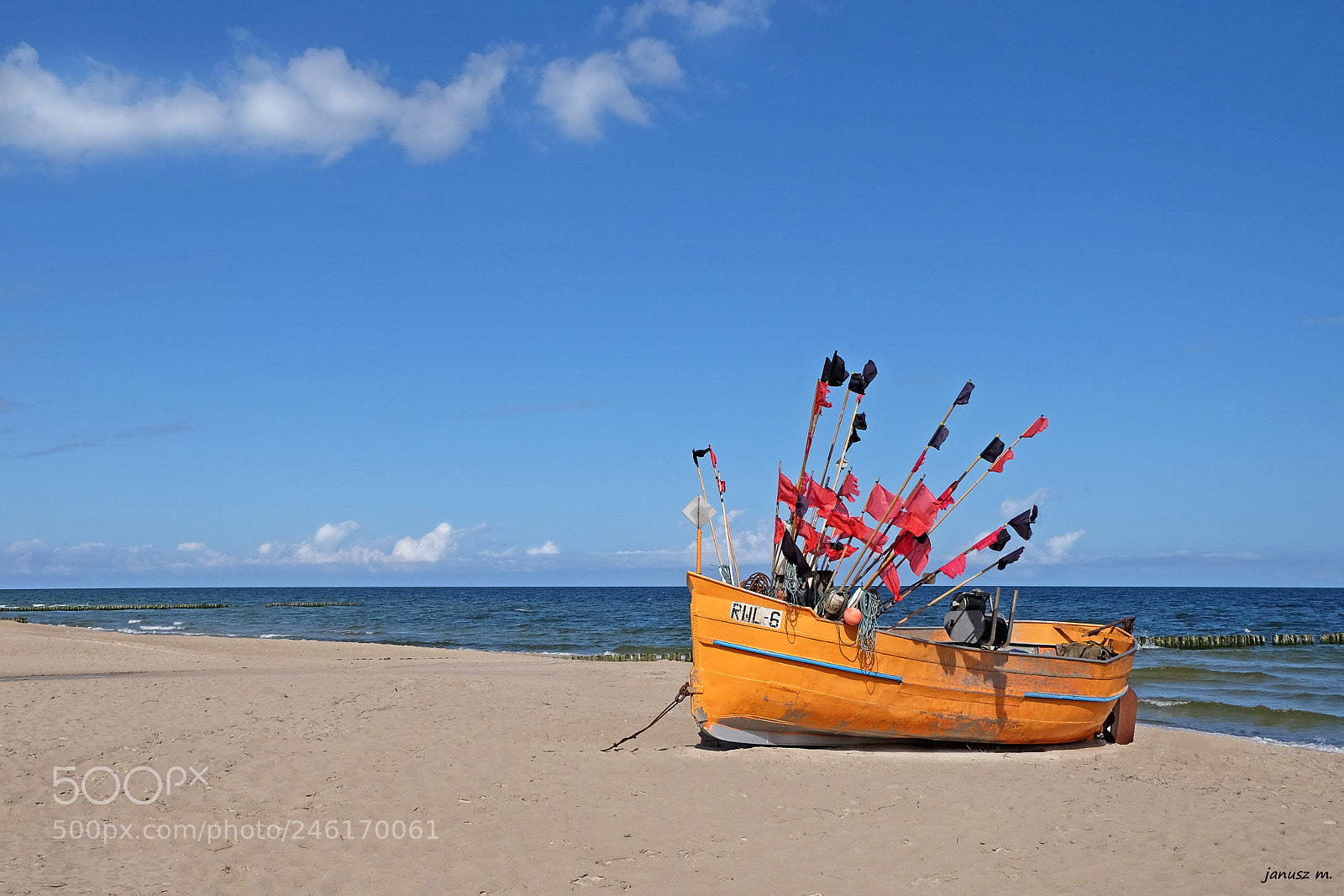 Fujifilm X-T10 sample photo. Fishing boat photography