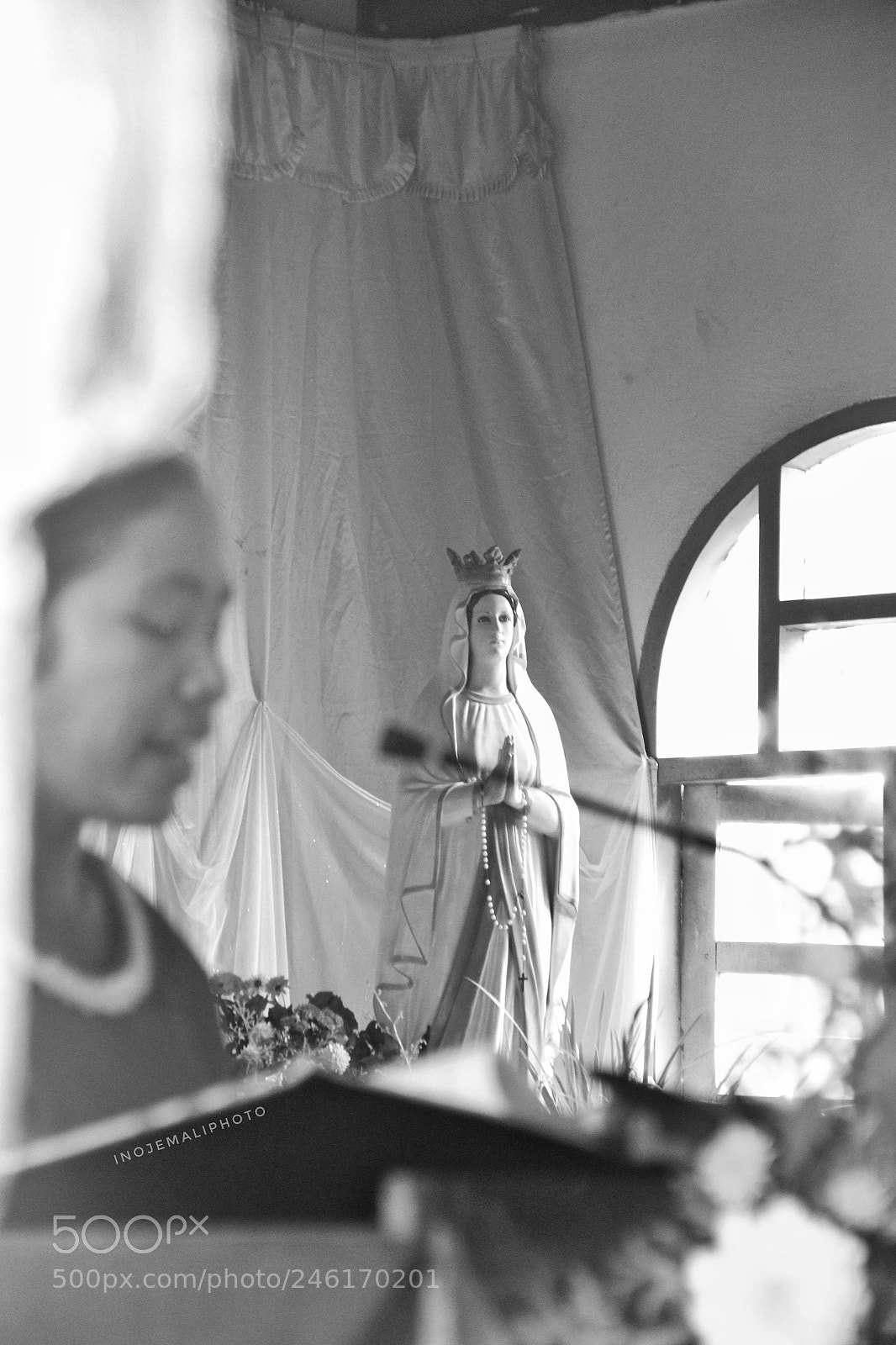 Canon EOS 60D sample photo. Hail mary statue photography