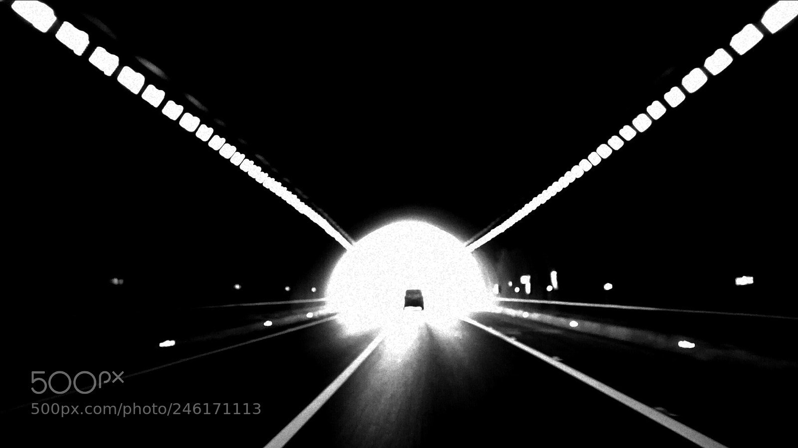 HUAWEI P10 sample photo. Tunnel photography